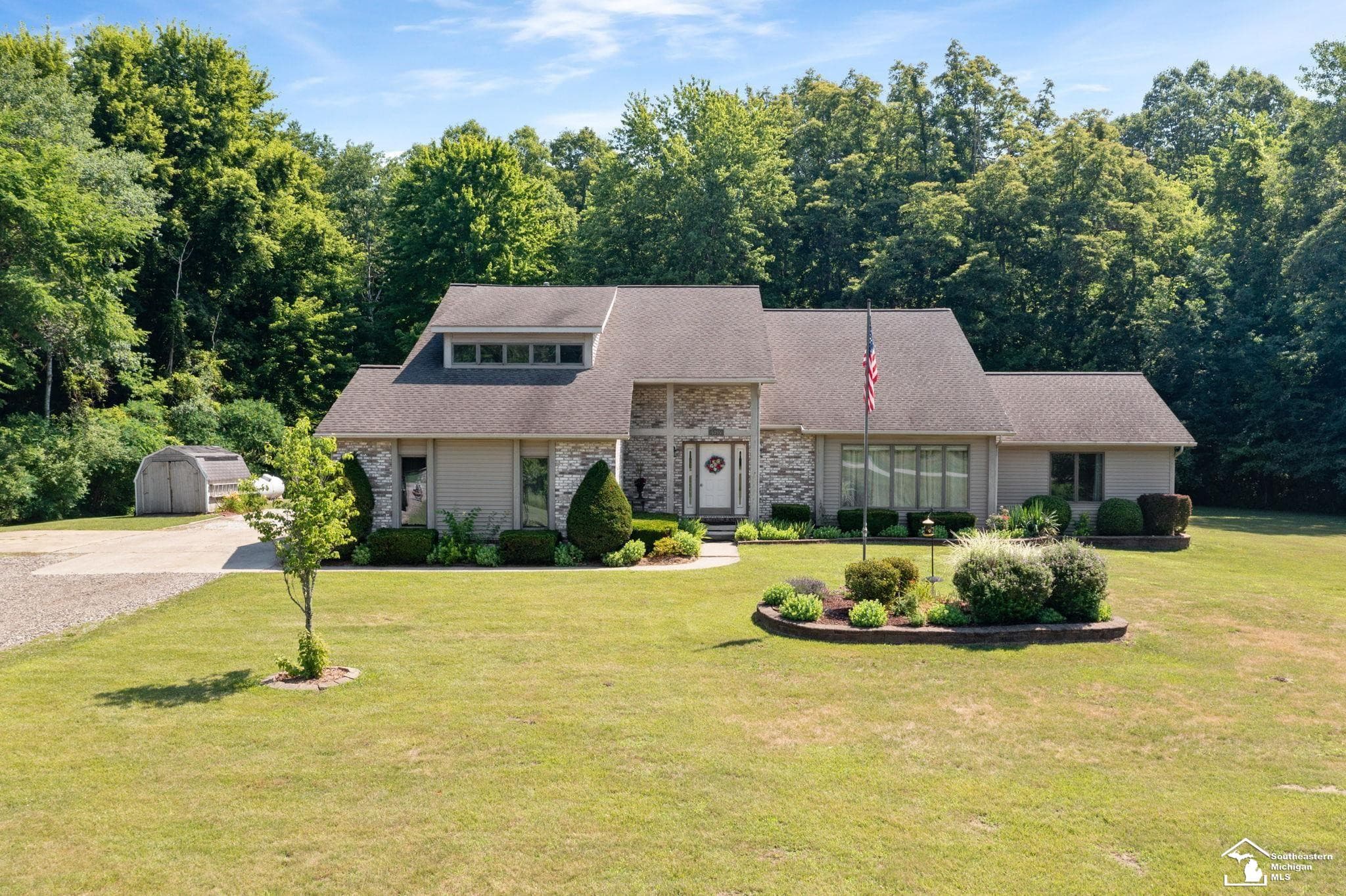 5355 Teal Road, Petersburg, MI 49270