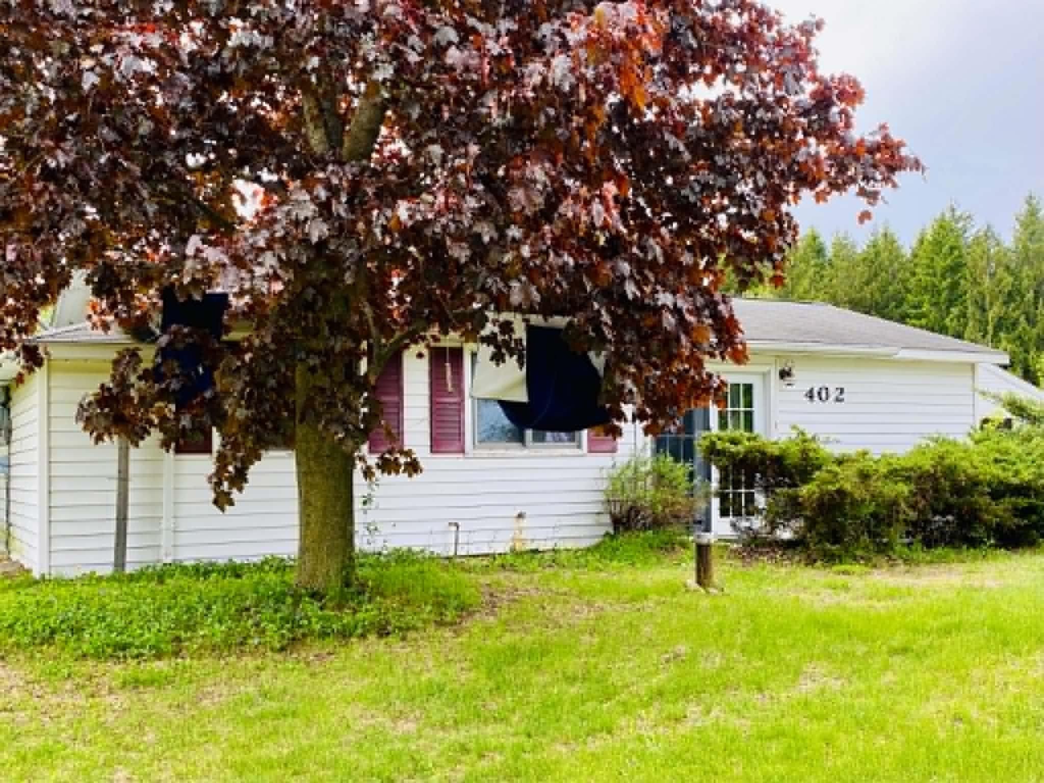 402 S Scott Drive, Farwell, MI 48622