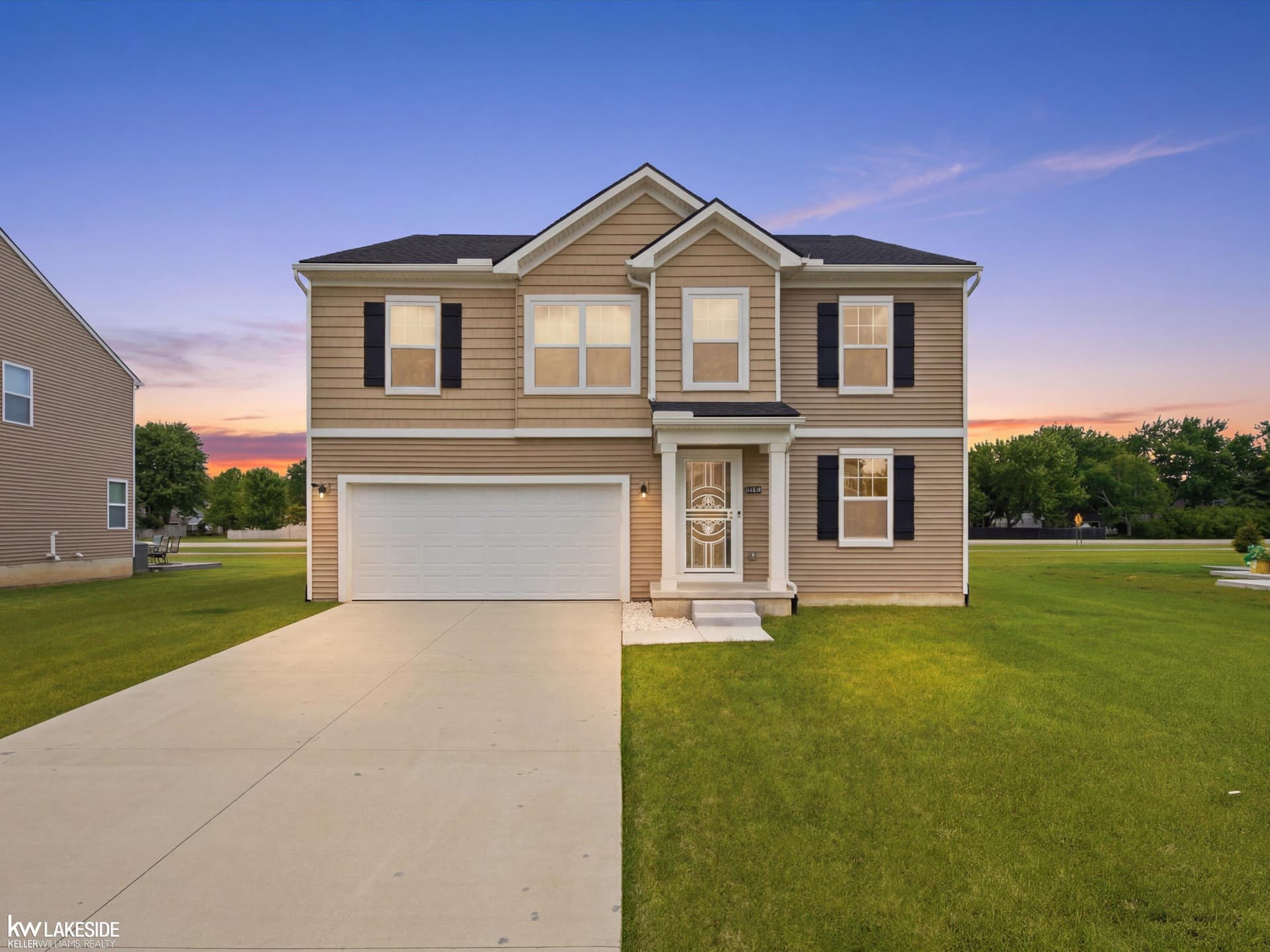 54470 Heron Circle, Chesterfield, MI 48047