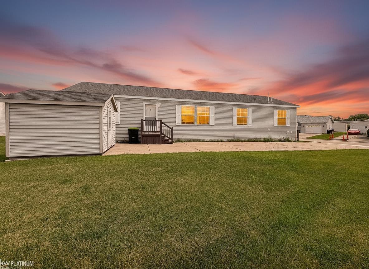 45545 Labelle Drive, Macomb, MI 48044