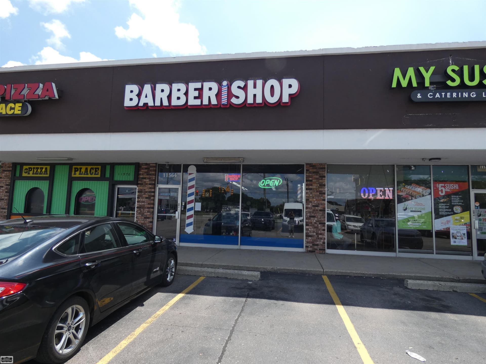 11564 15 Mile Road, Sterling Heights, MI 48315