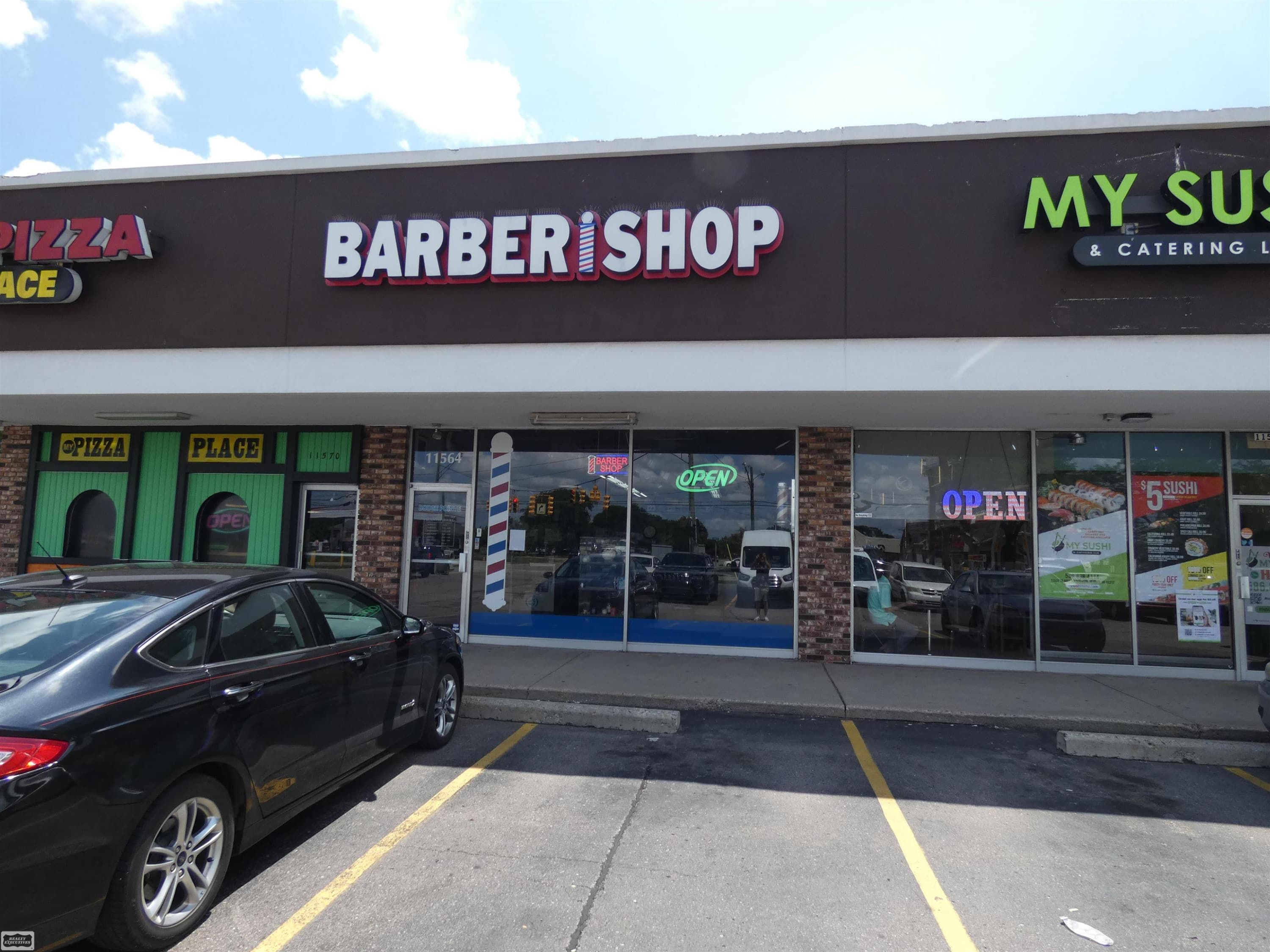 11564 15 Mile Road, Sterling Heights, MI 48315