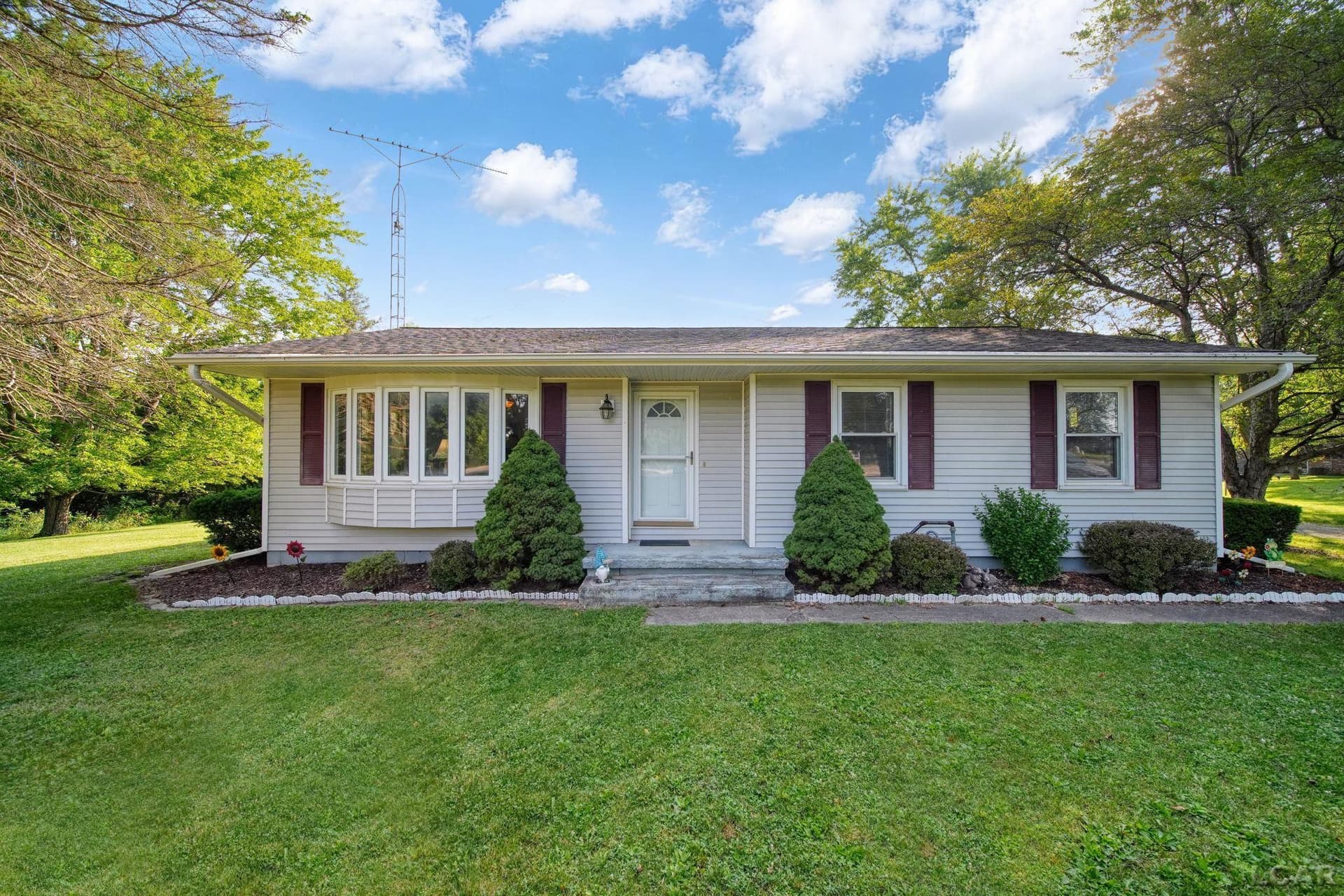 7625 W US 223 Highway, Adrian, MI 49221