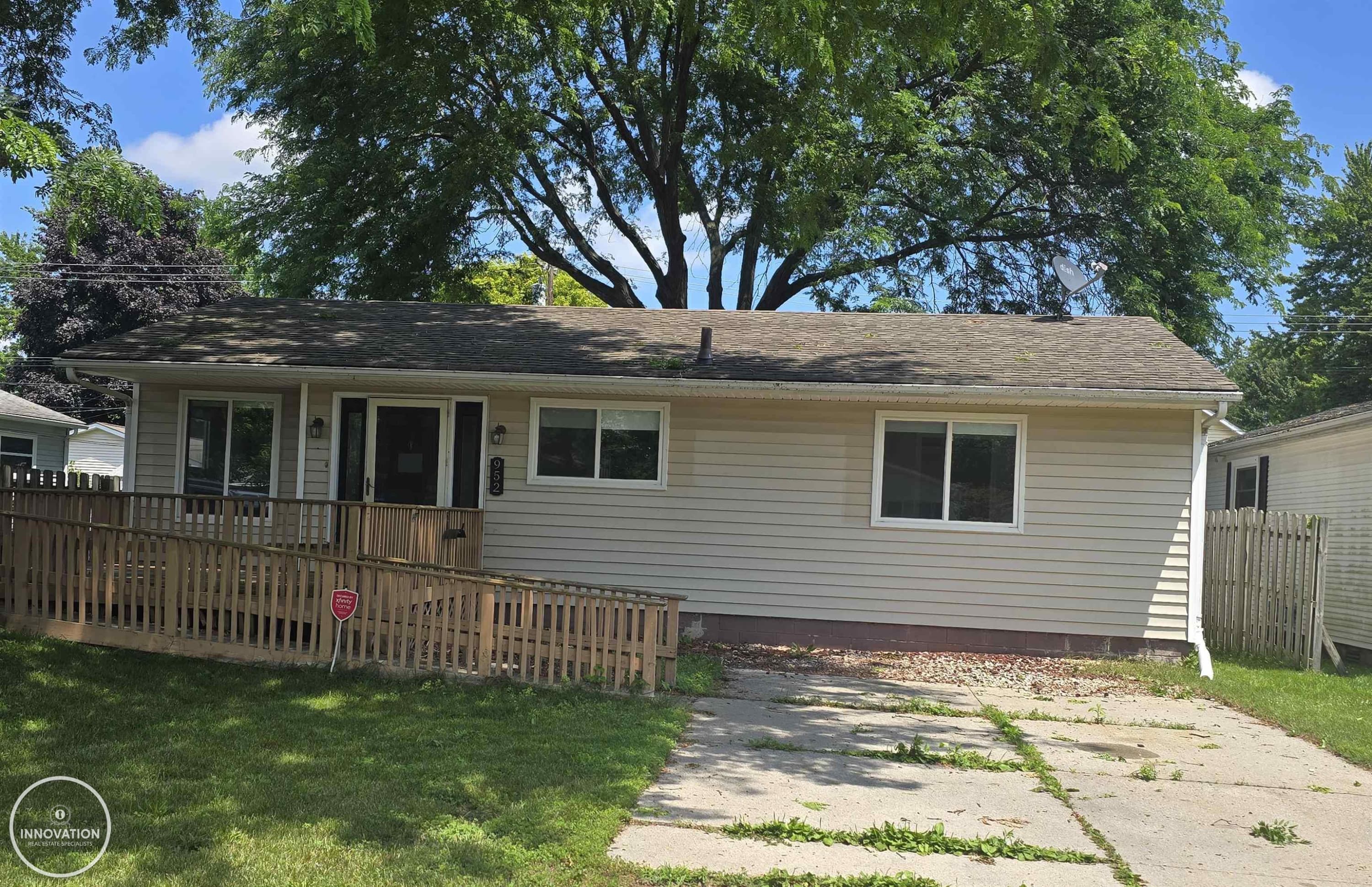 952 Liberty Street, Algonac, MI 48001