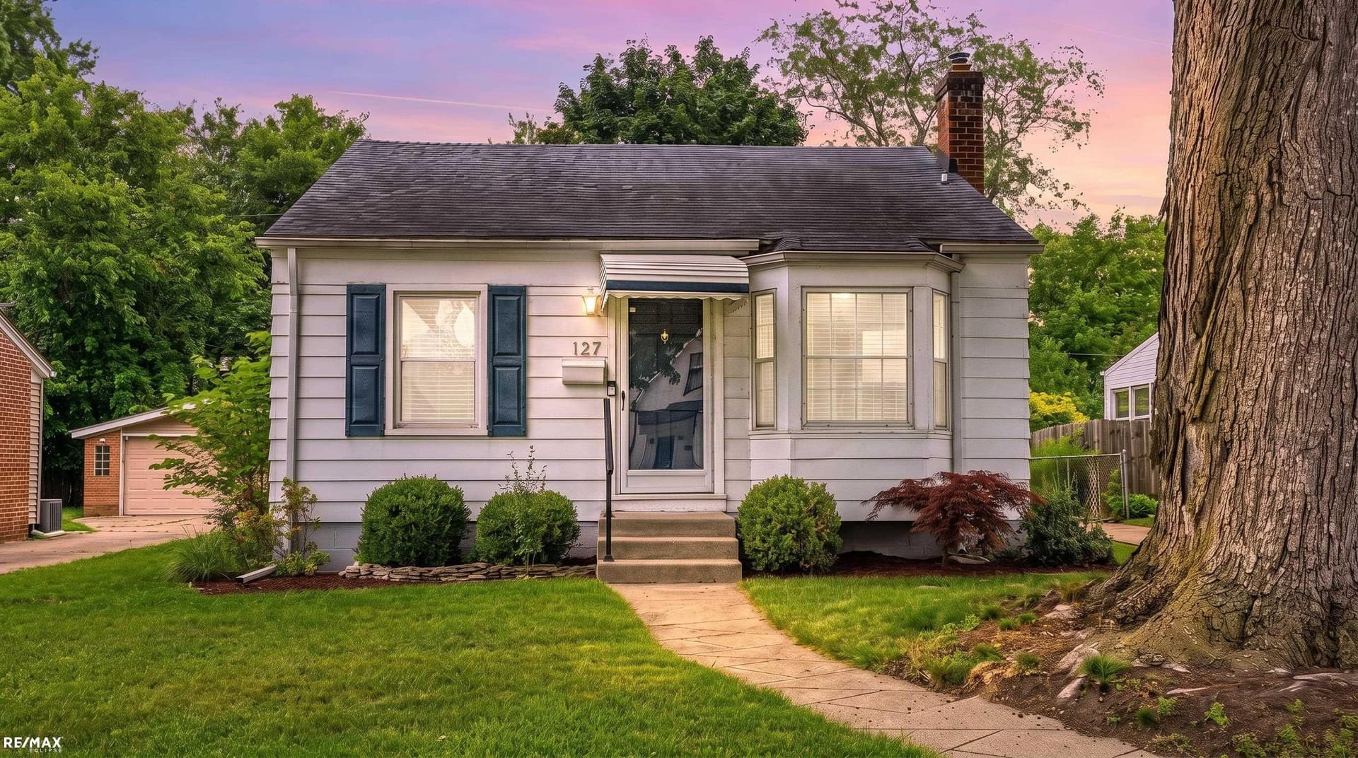 127 E La Salle Avenue, Royal Oak, MI 48073