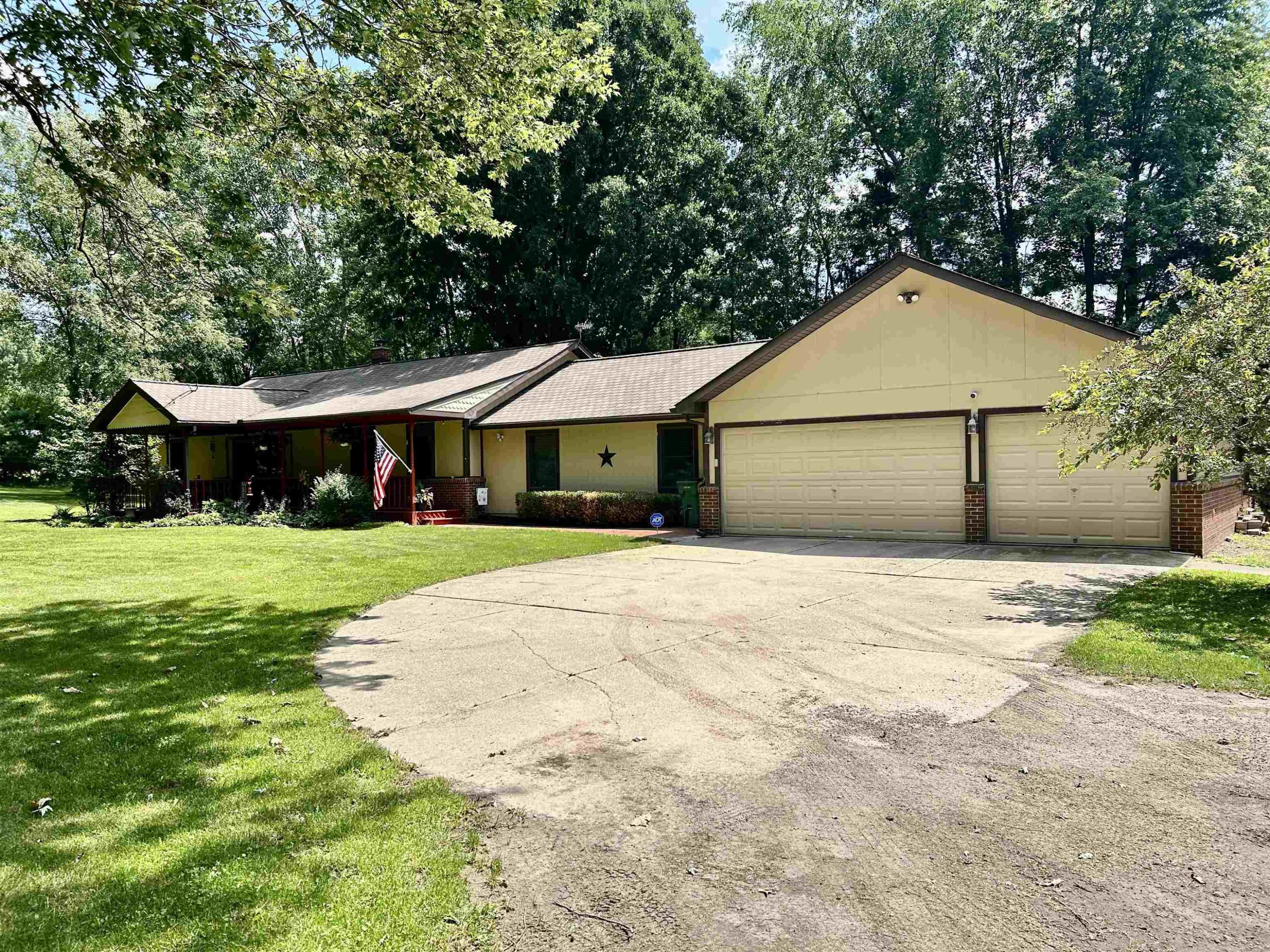 4550 Hummer Lake Road, Ortonville, MI 48462