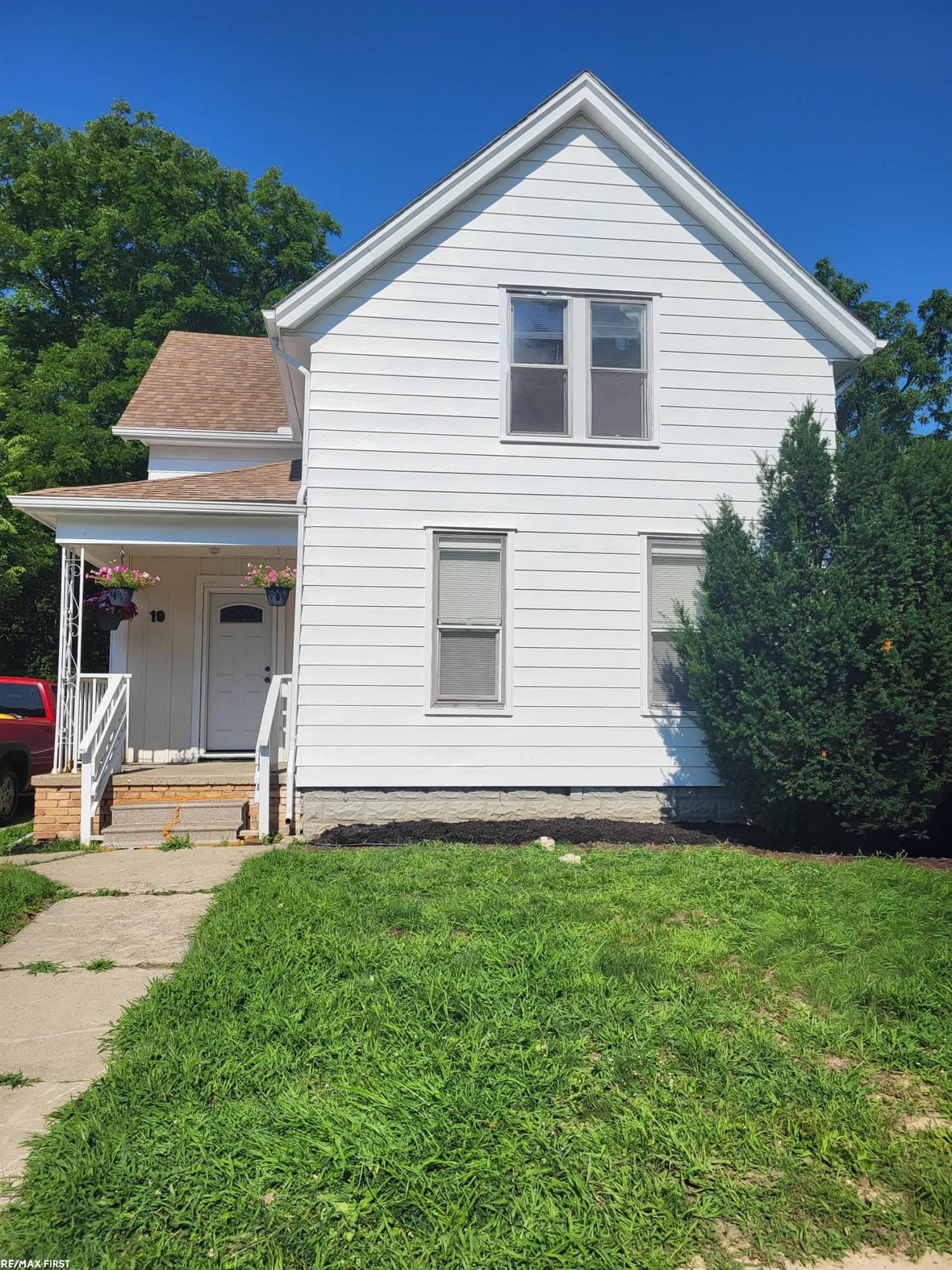 19 Washington Street, Mount Clemens, MI 48043