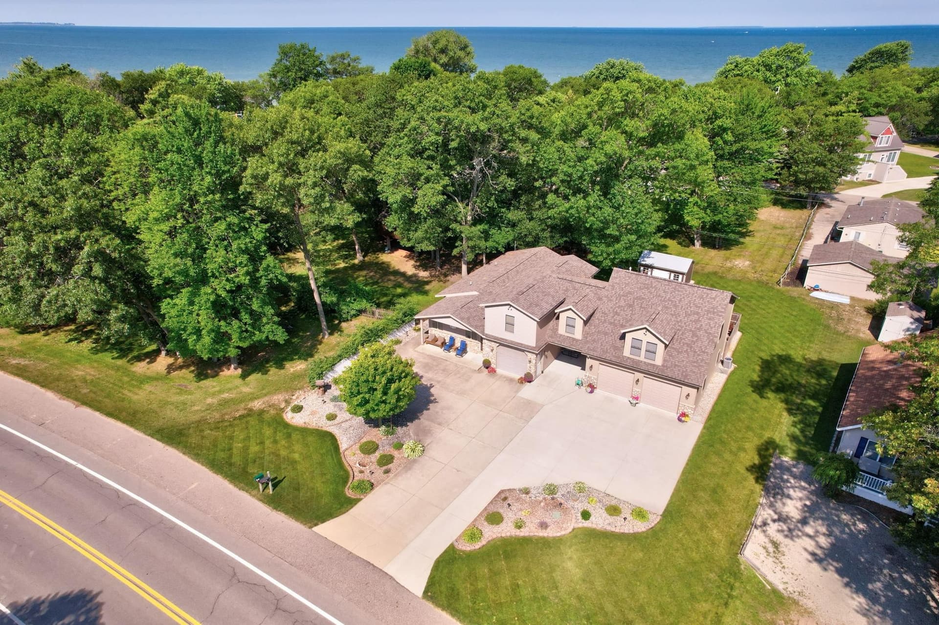 5852 Port Austin Road, Caseville, MI 48725