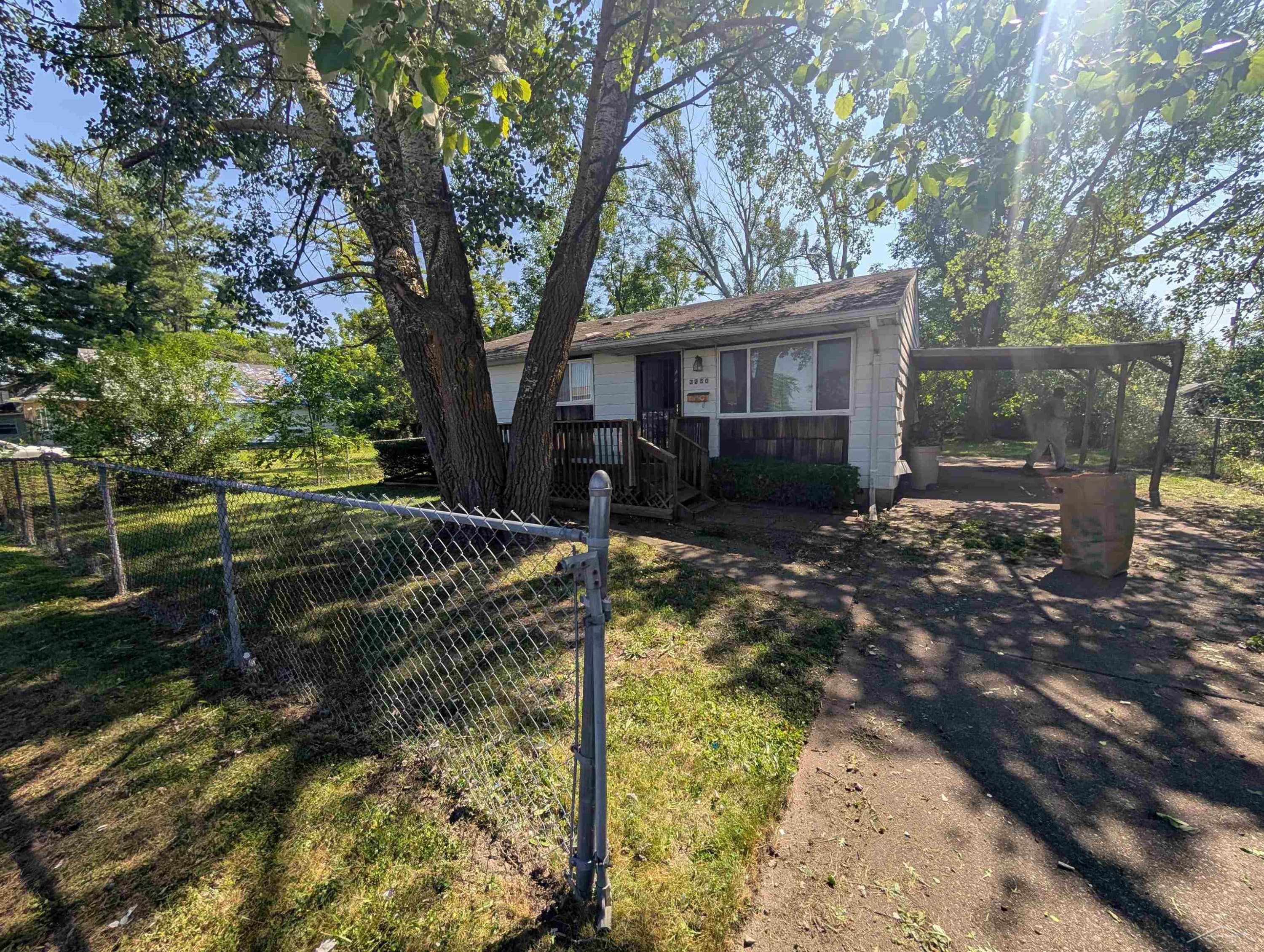3250 Douglass Street, Saginaw, MI 48601