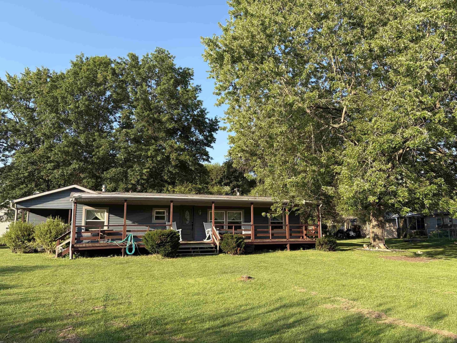 351 Center Street, Algonac, MI 48001