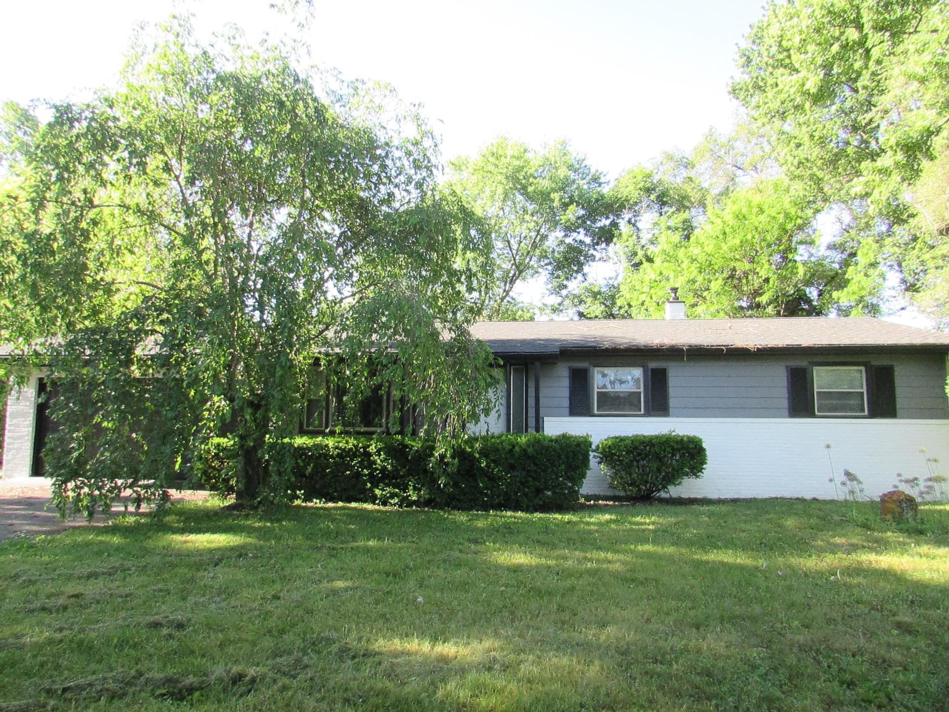 4364 E Atherton Road, Burton, MI 48519