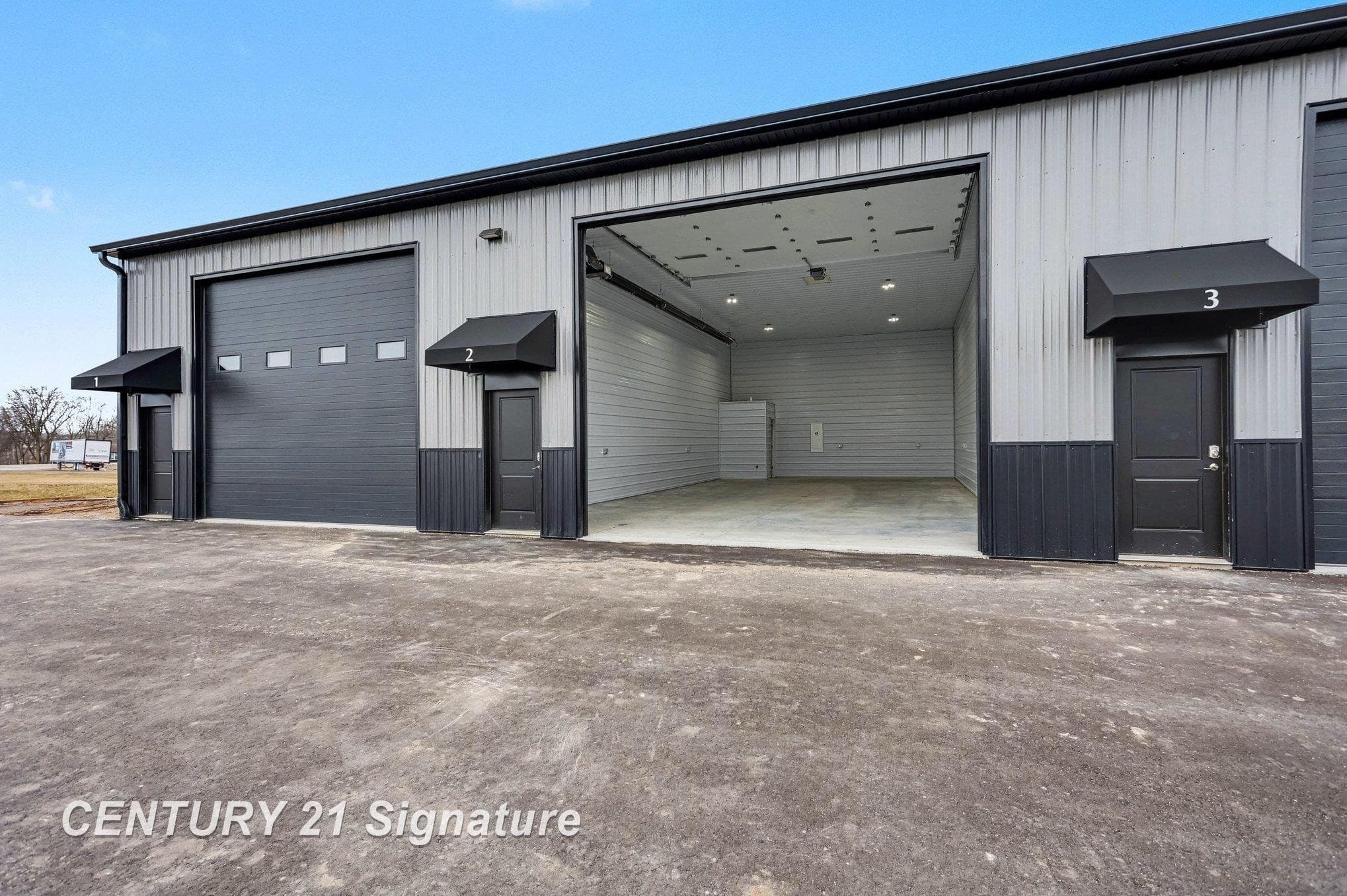 6340 Goose Drive, Unit 8, Freeland, MI 48623