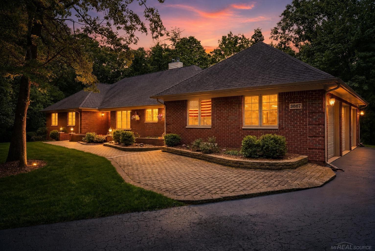 3867 Nutcracker Court, Oxford, MI 48370