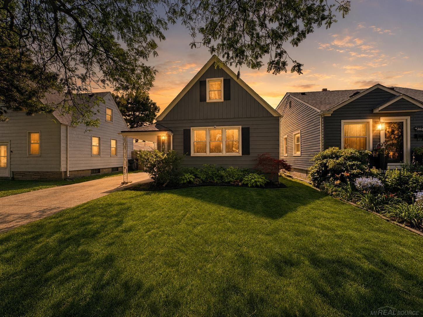 3364 23rd Street, Wyandotte, MI 48192