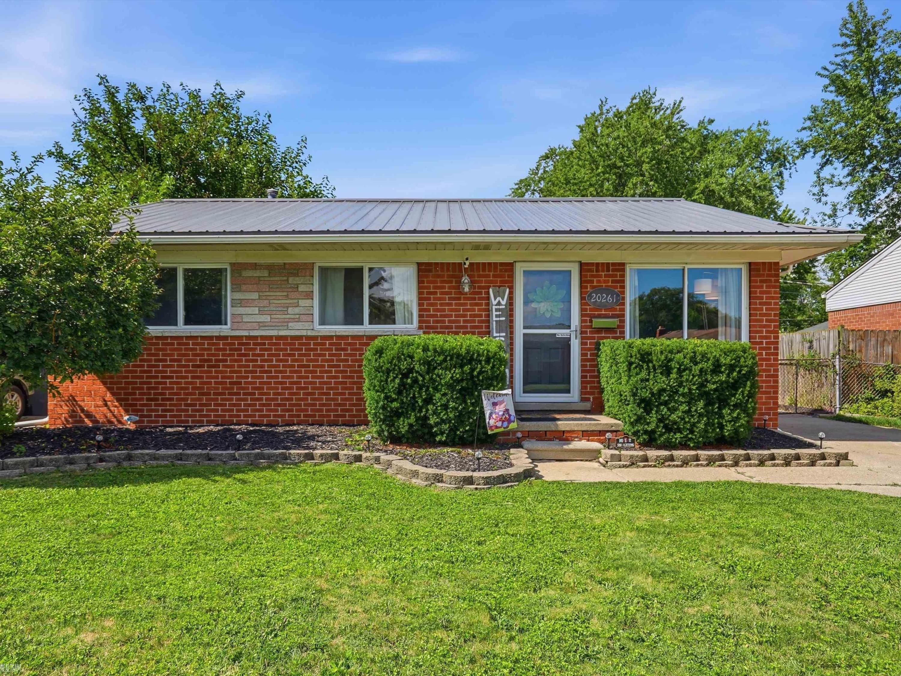 20261 Catalano Street, Clinton Twp, MI 48035