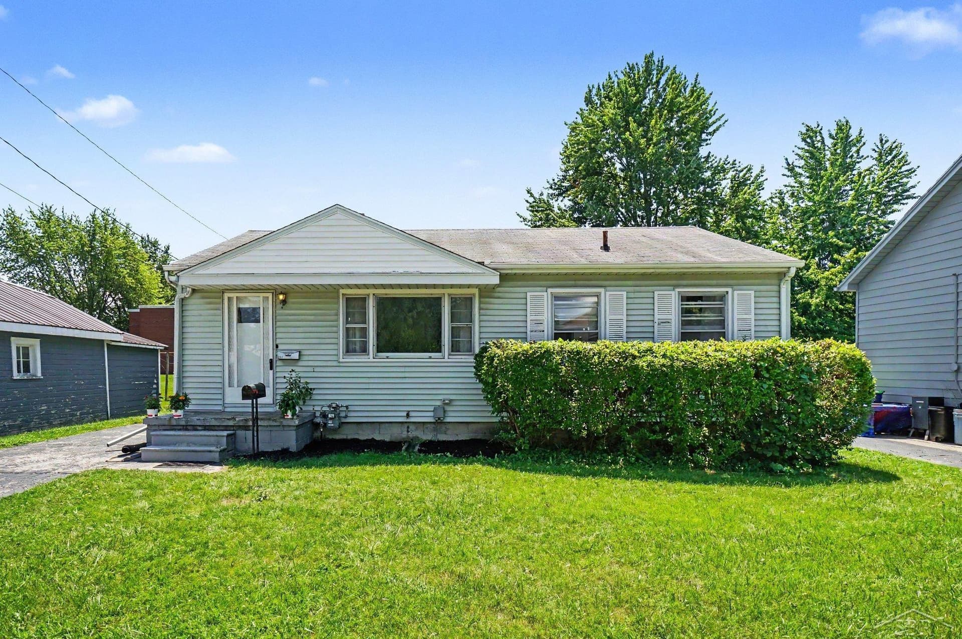 1502 34th Street, Bay City, MI 48708