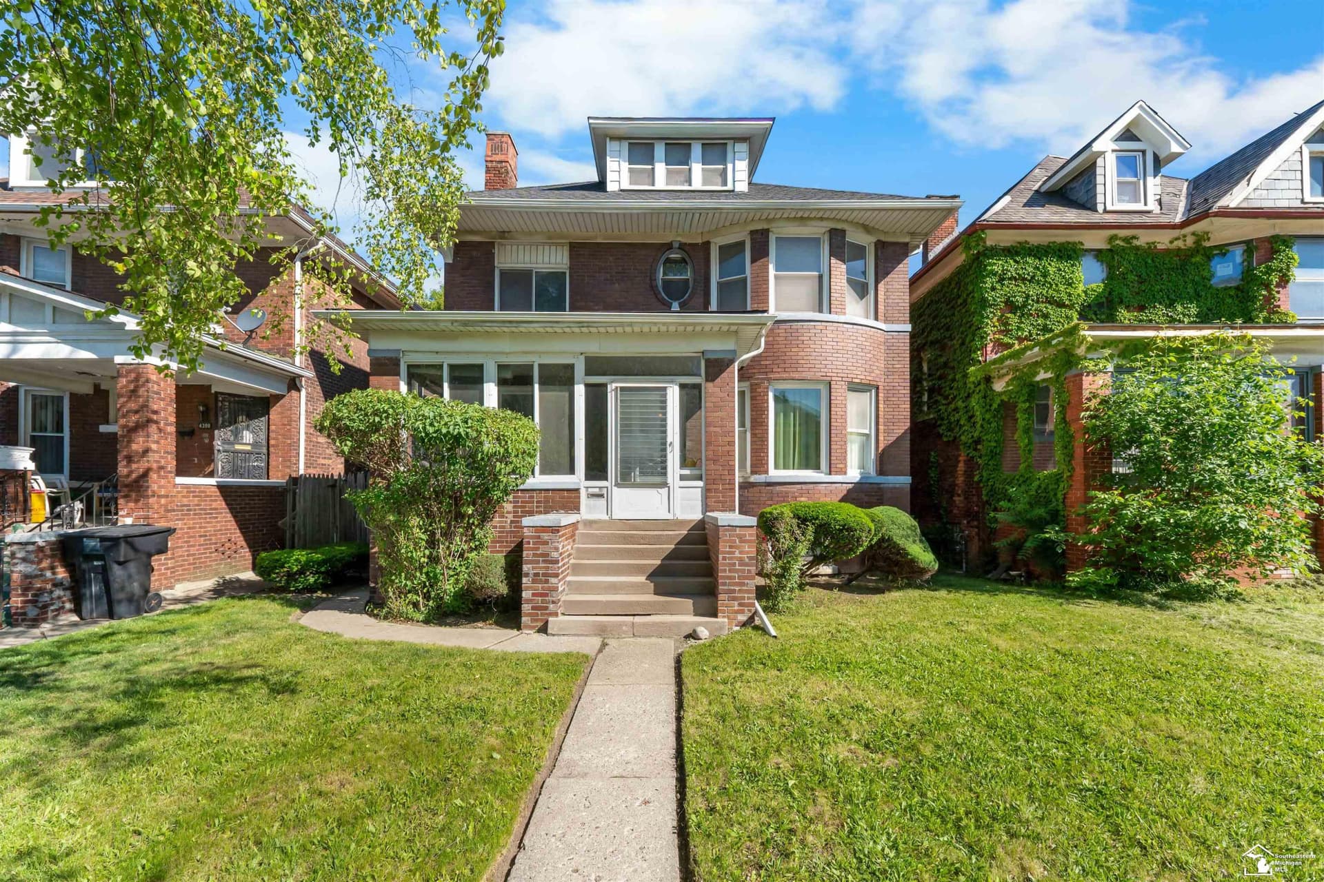 4392 Pacific Street, Detroit, MI 48204