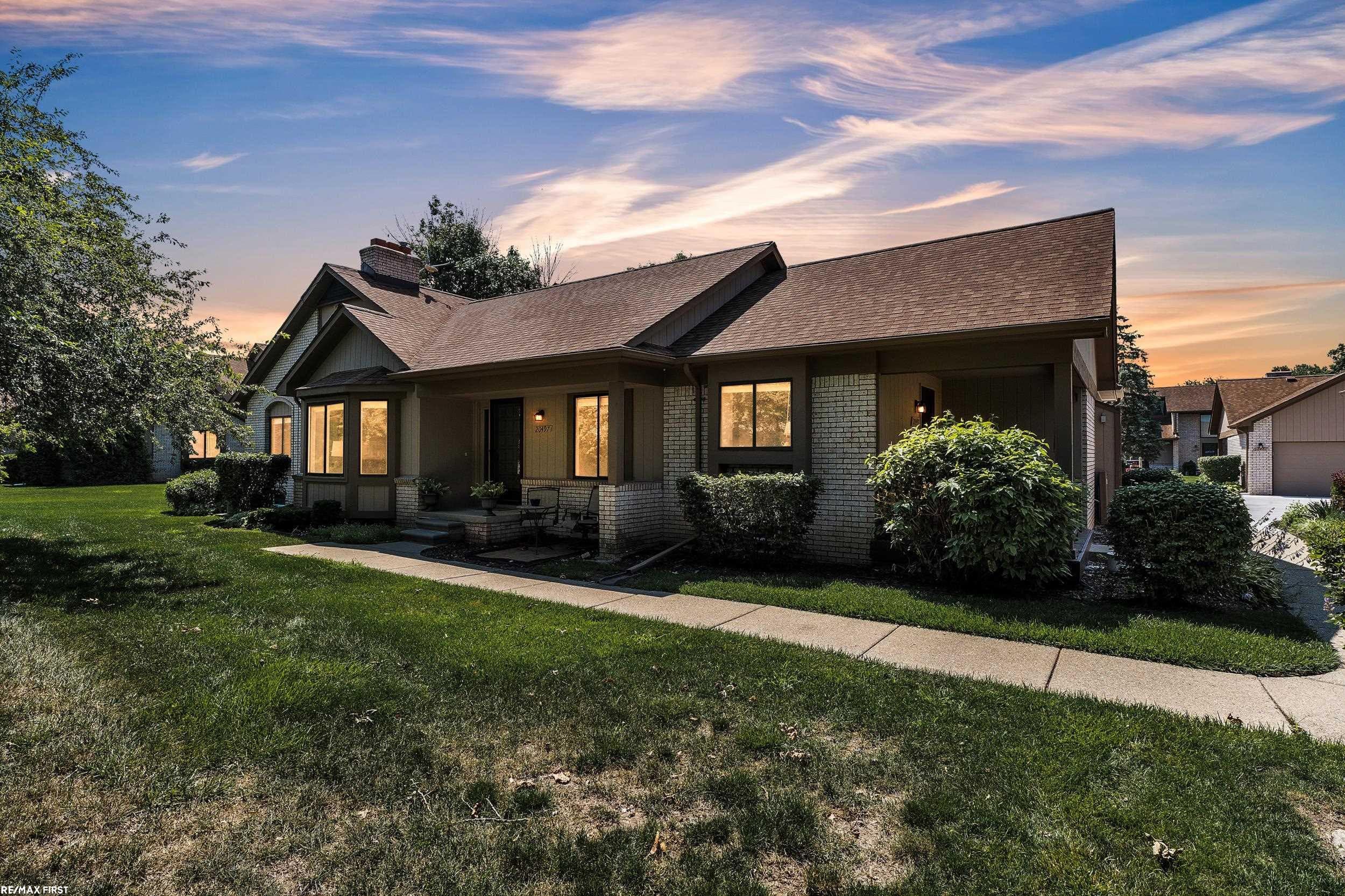 20497 VILLA GRANDE Circle, Clinton Twp, MI 48038