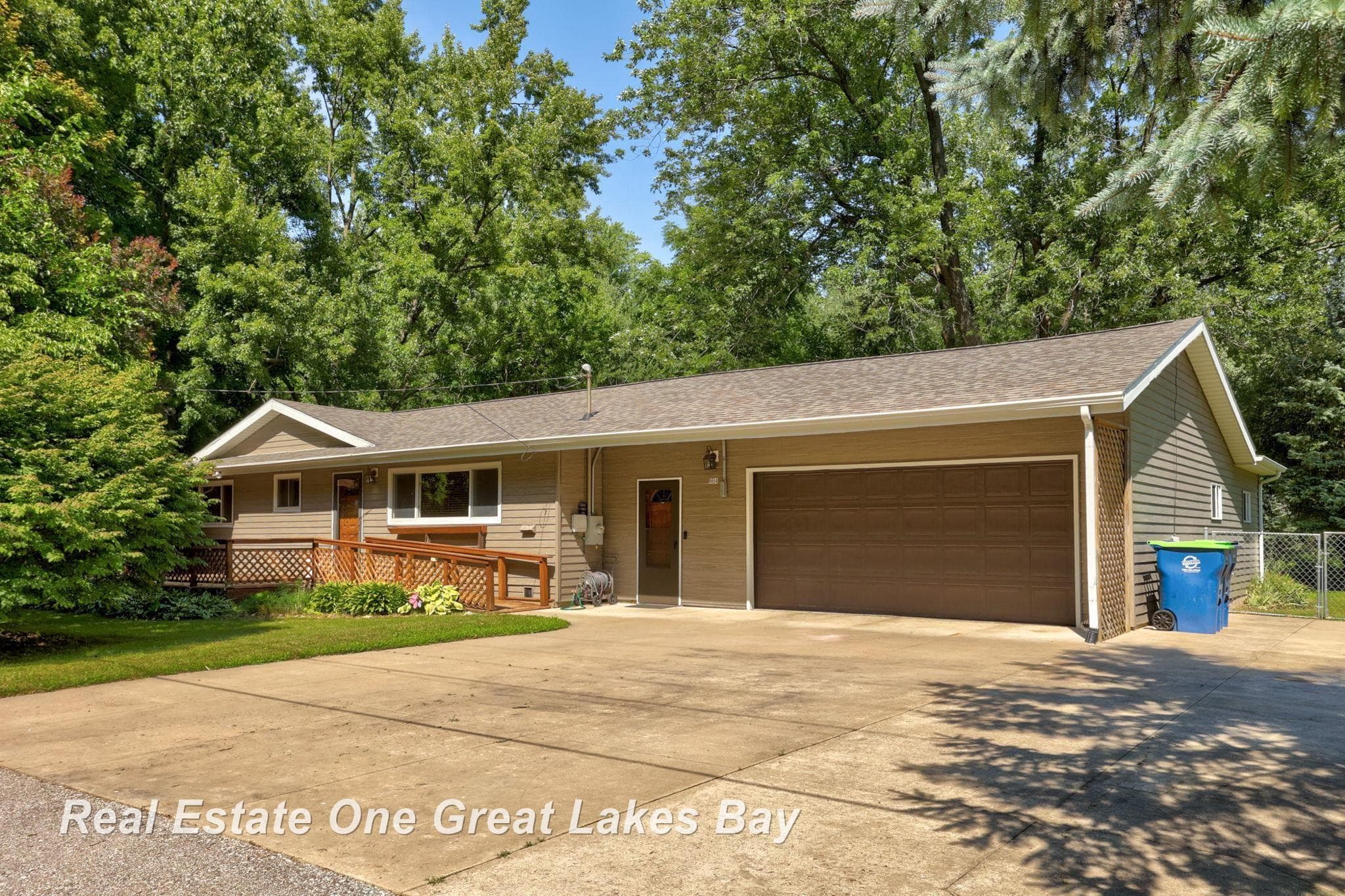 6654 Davis Road, Saginaw, MI 48604