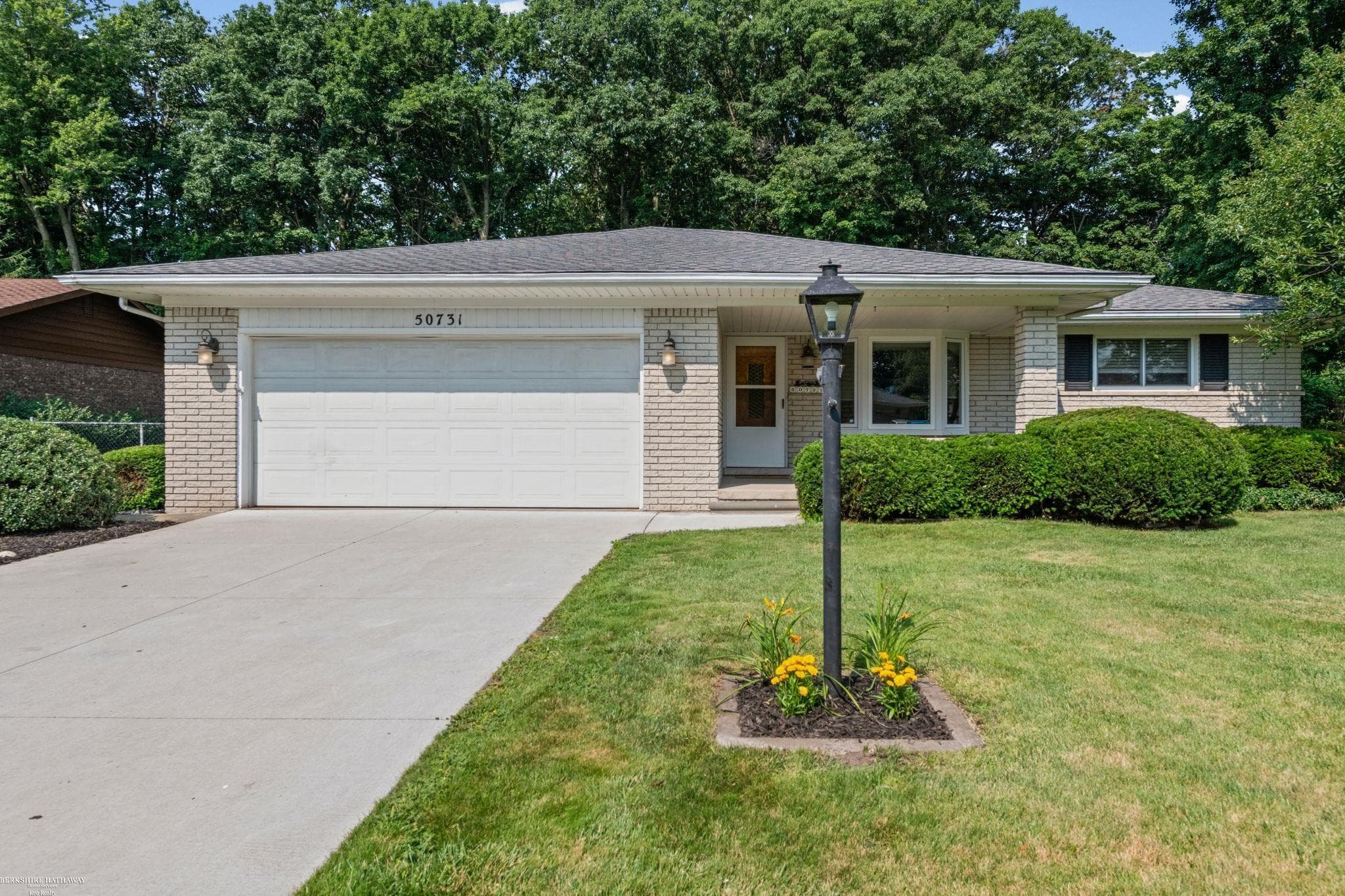 50731 W Shamrock Street, New Baltimore, MI 48047