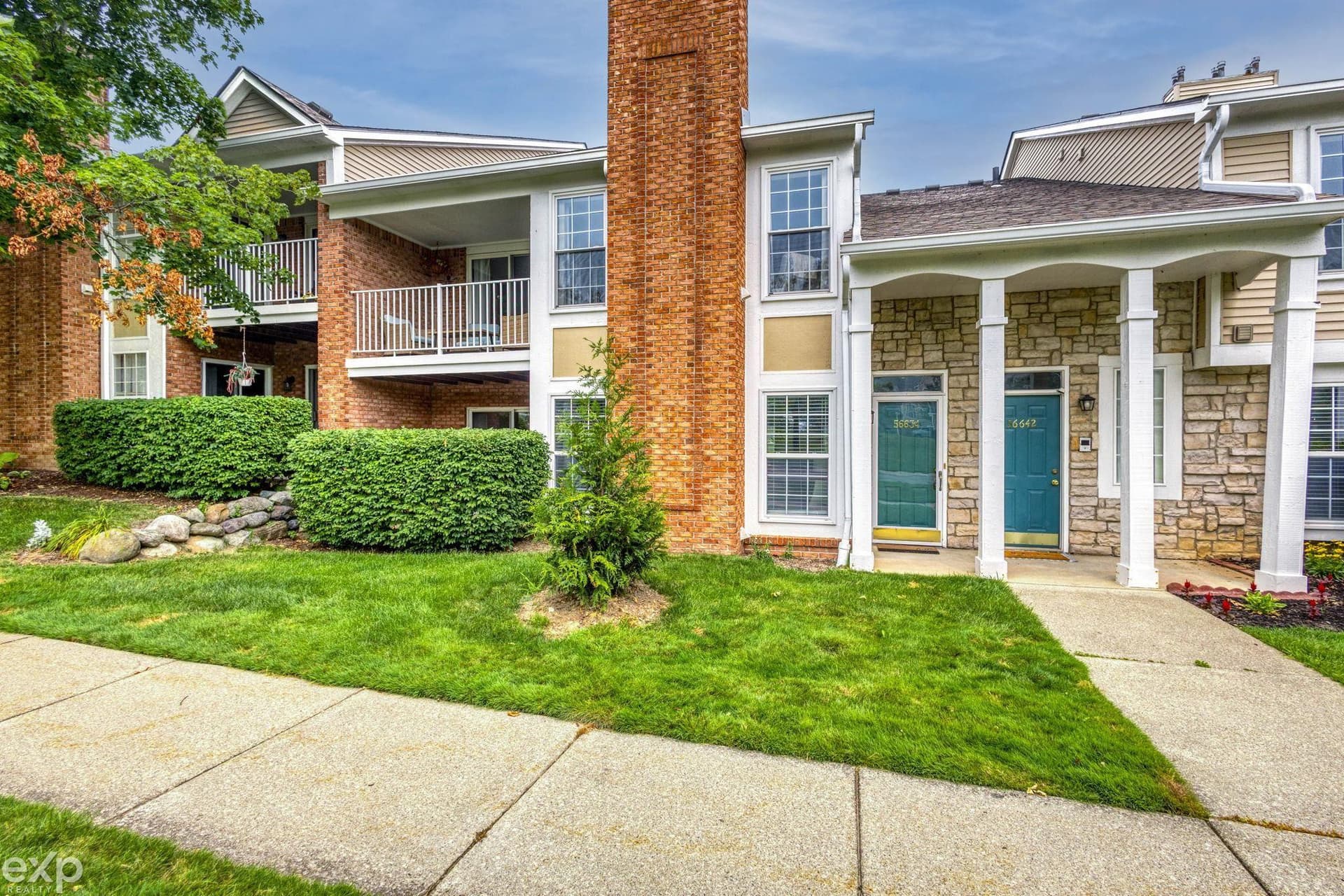 56634 CHESAPEAKE Trail, Shelby Twp, MI 48316