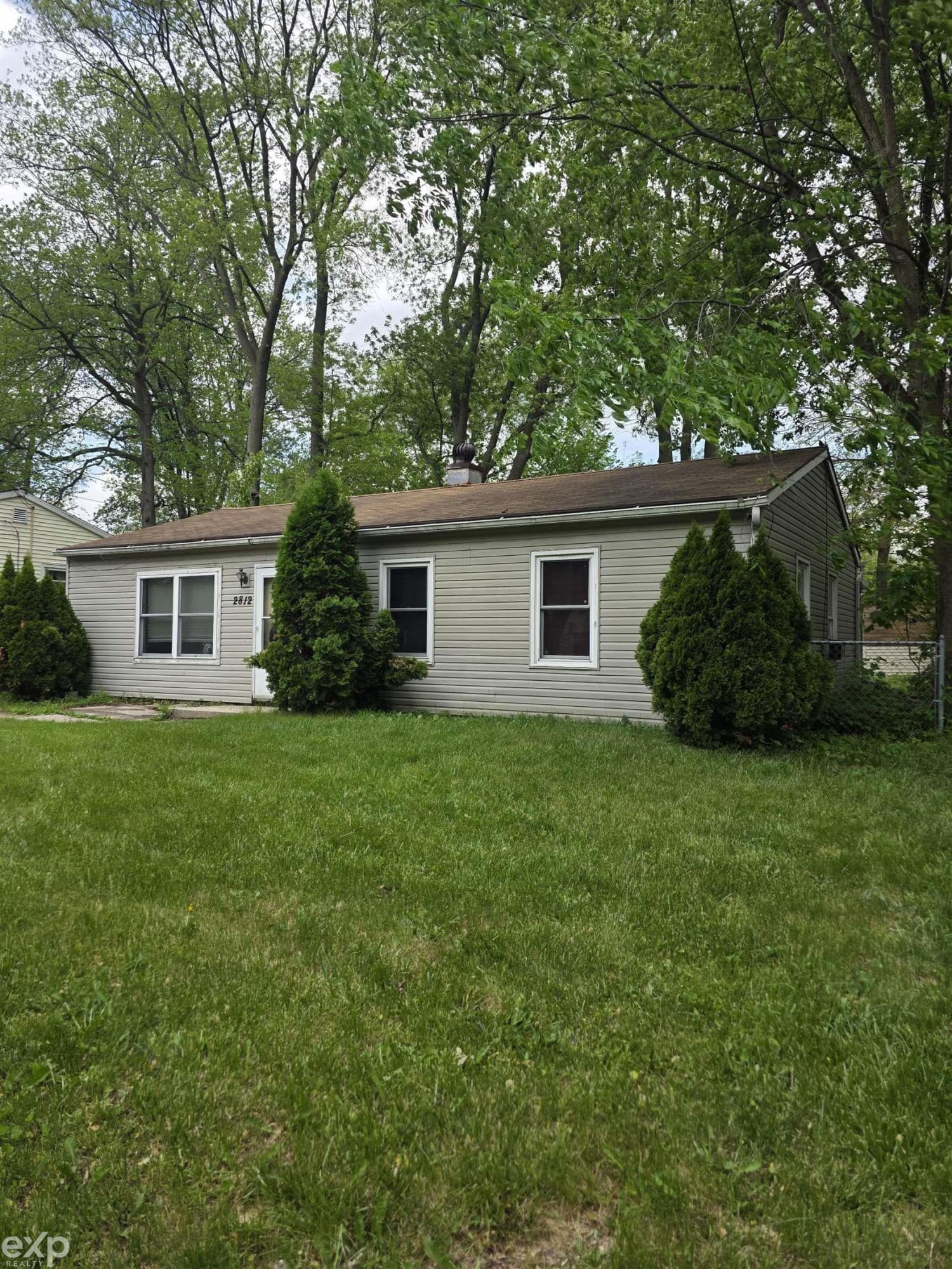 2812 Cabot Drive, Lansing, MI 48911