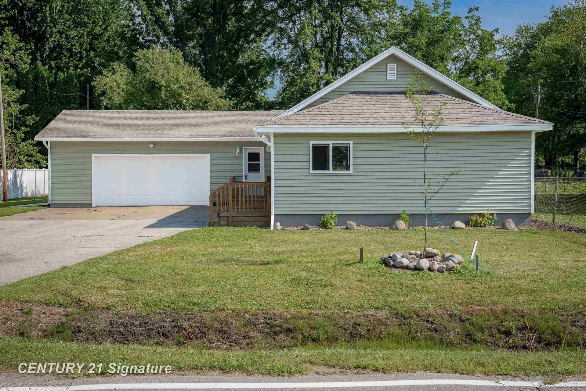 3121 Boy Scout Road, Bay City, MI 48706