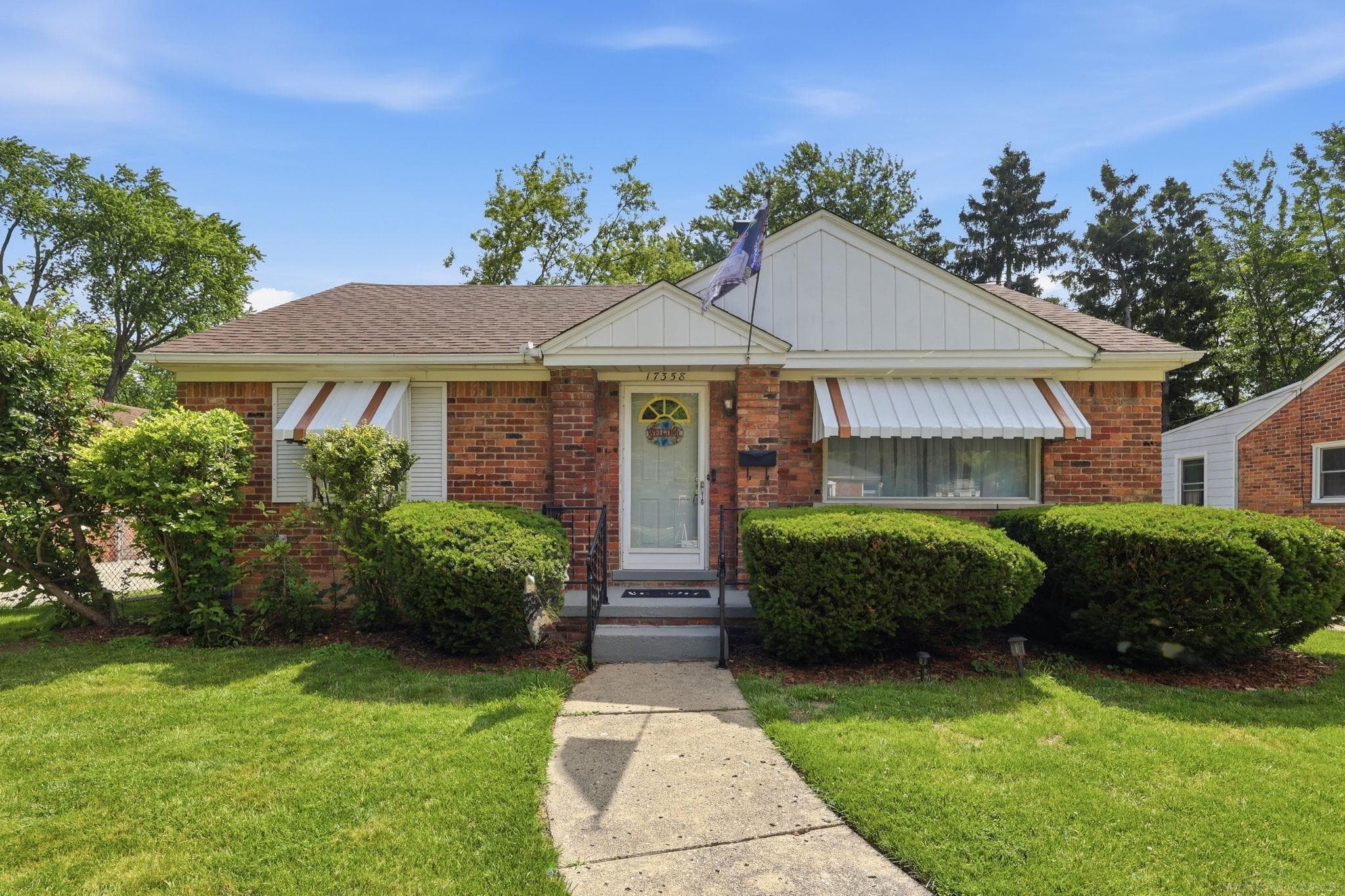17358 Wakenden Street, Redford, MI 48240