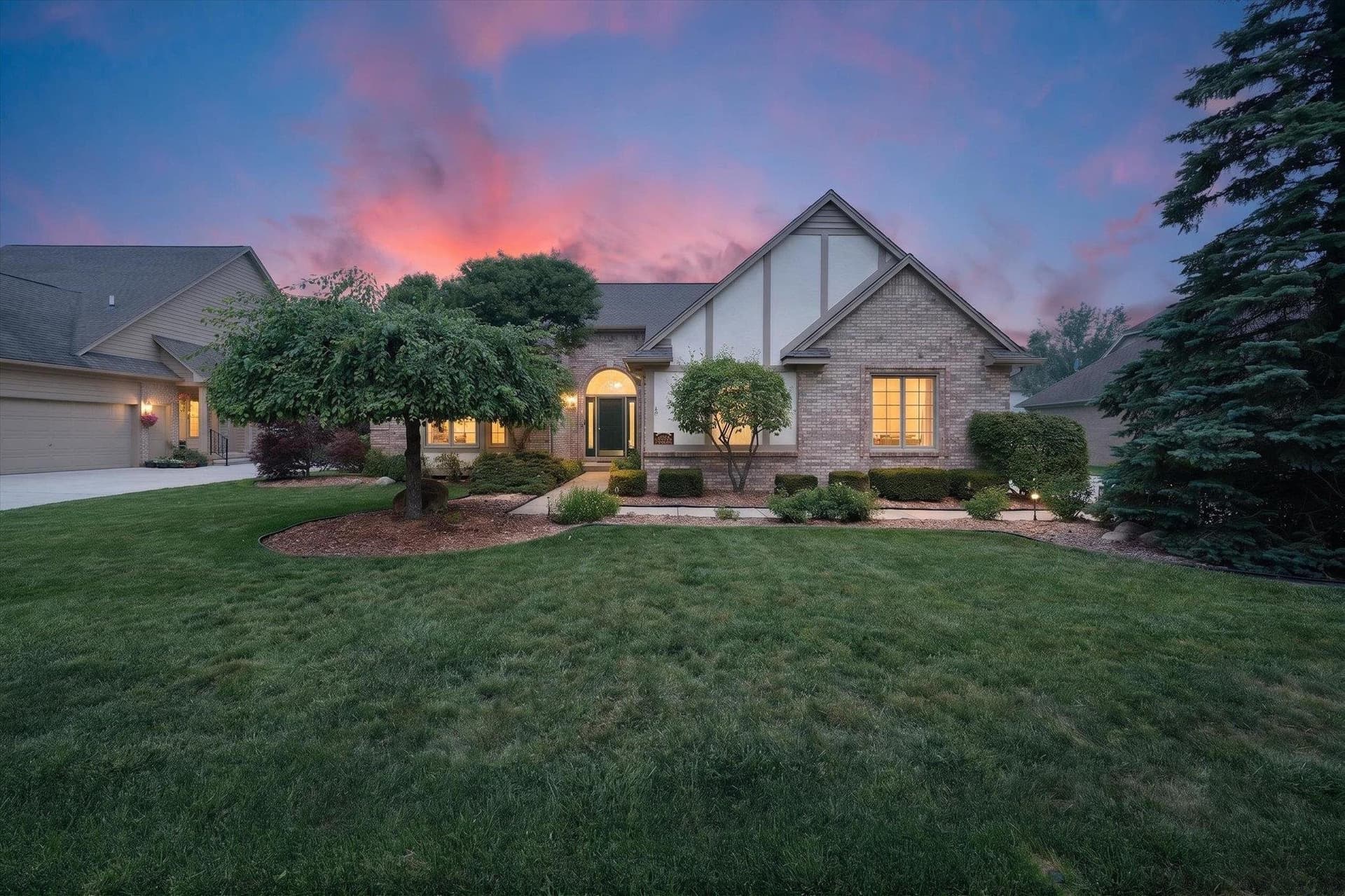 4379 Chablis Drive, Sterling Heights, MI 48314