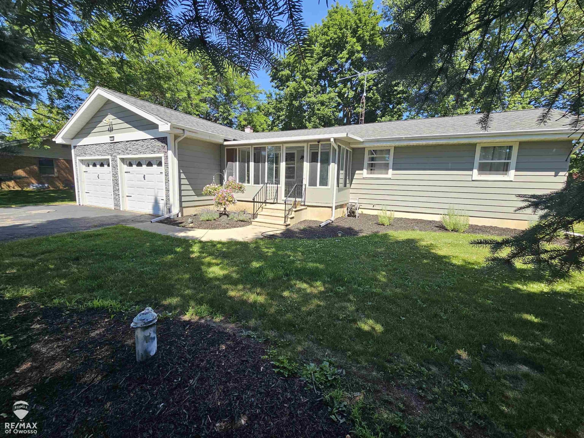 500 N Hintz Street, Owosso, MI 48867