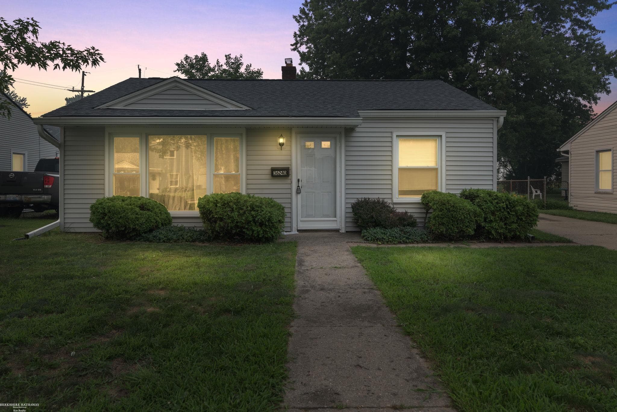 36240 Glen Street, Westland, MI 48186