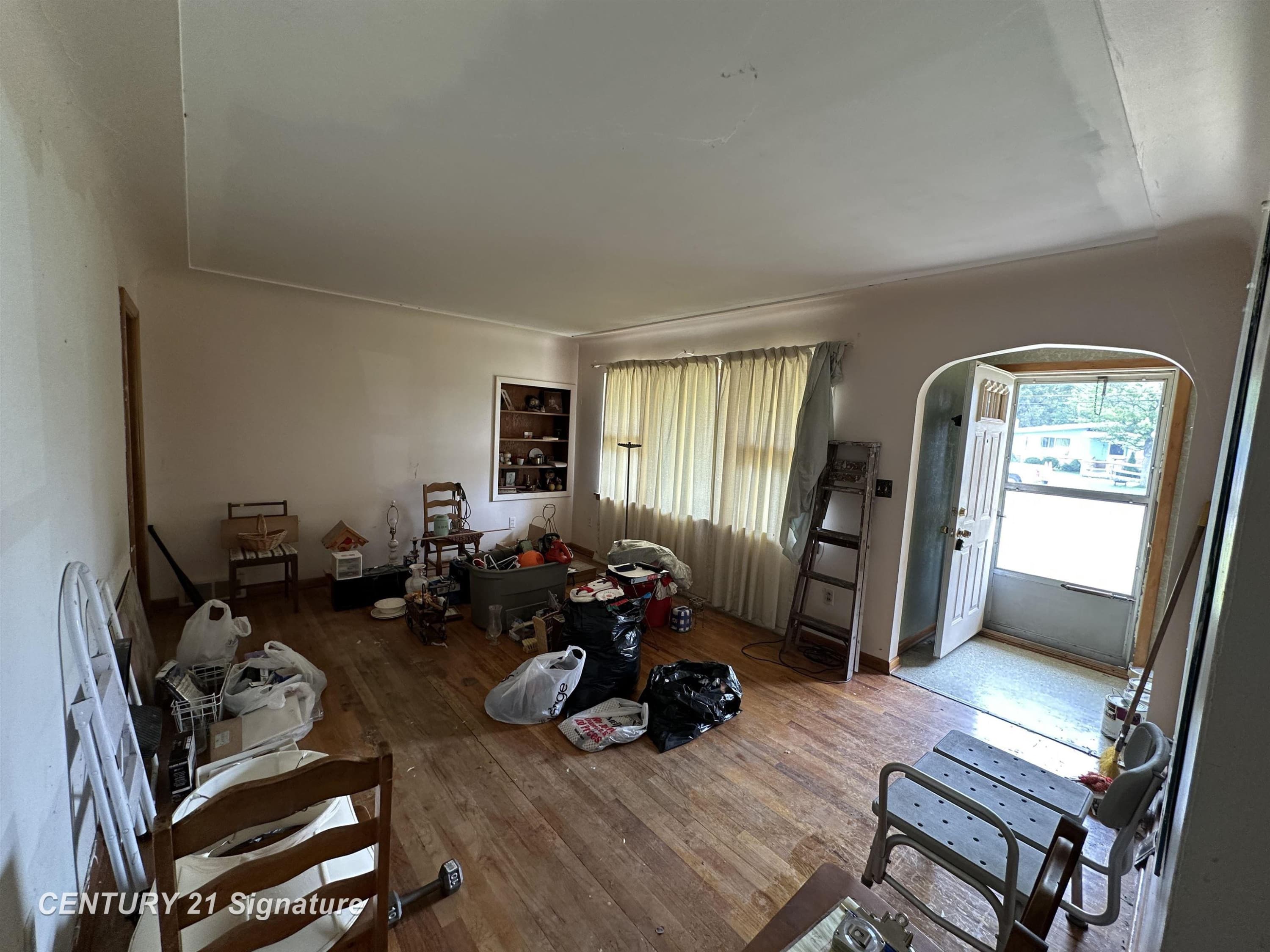 Photo 4