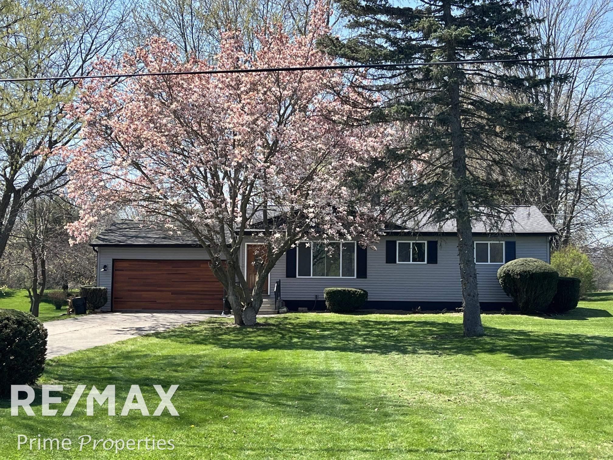 12181 N Belsay Road, Clio, MI 48420