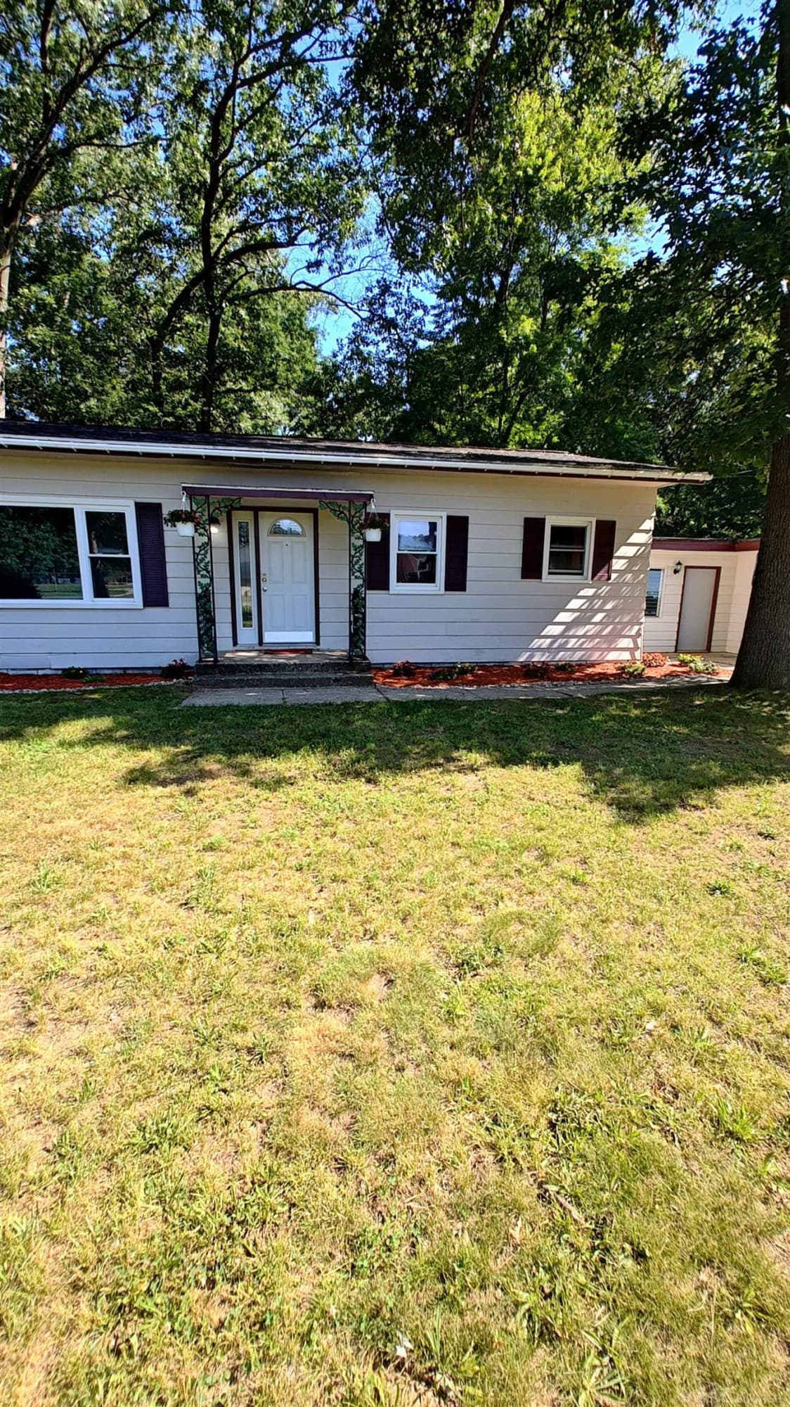5271 124th Avenue, Fennville, MI 49408