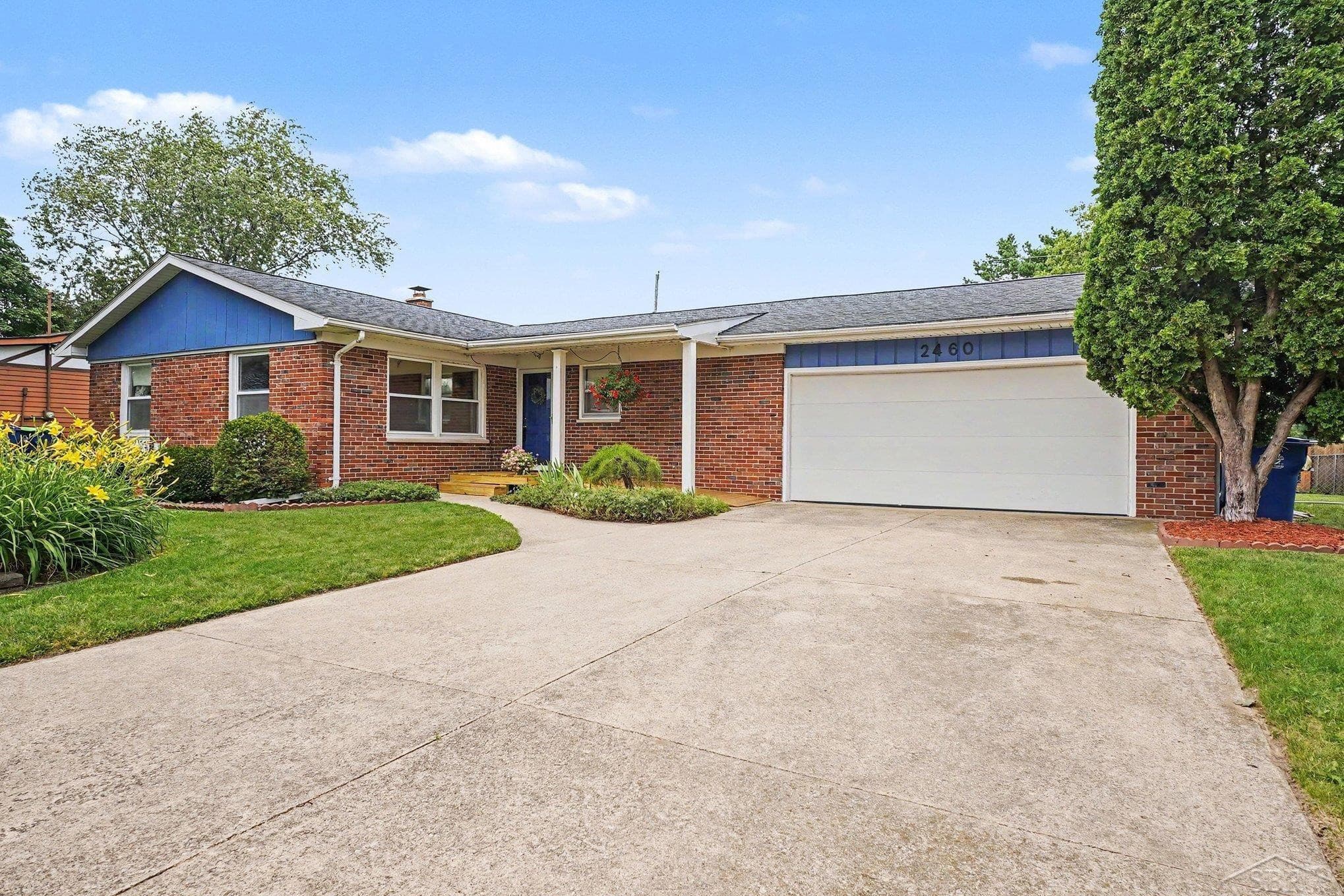 2460 Starlite Drive, Saginaw, MI 48603