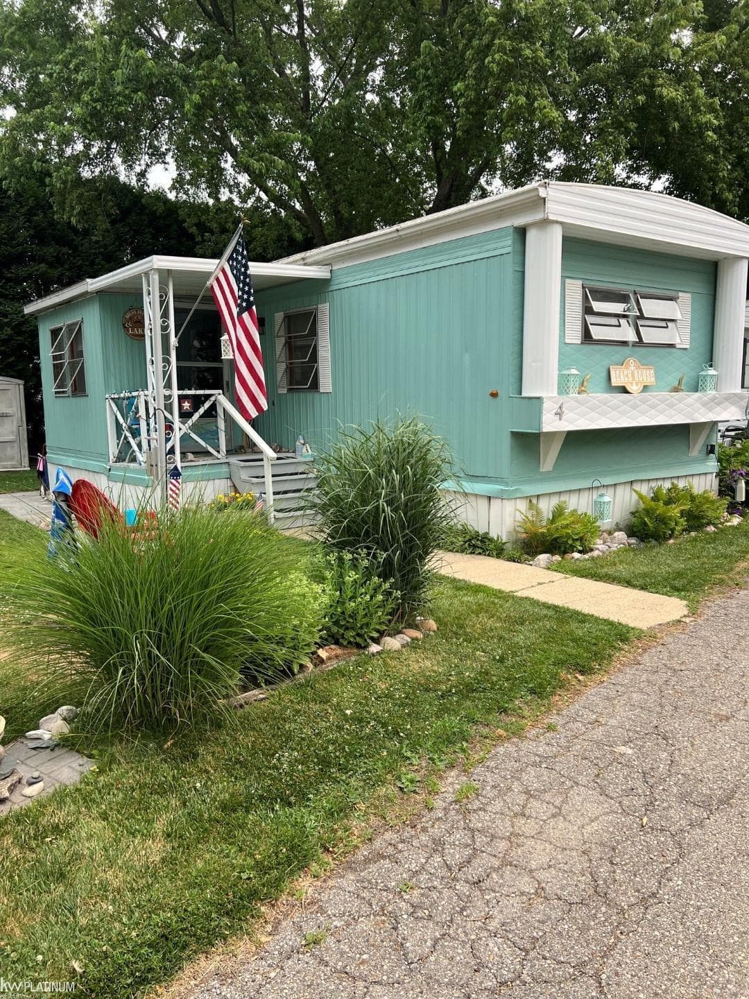 5767 Main Street, Lexington, MI 48450