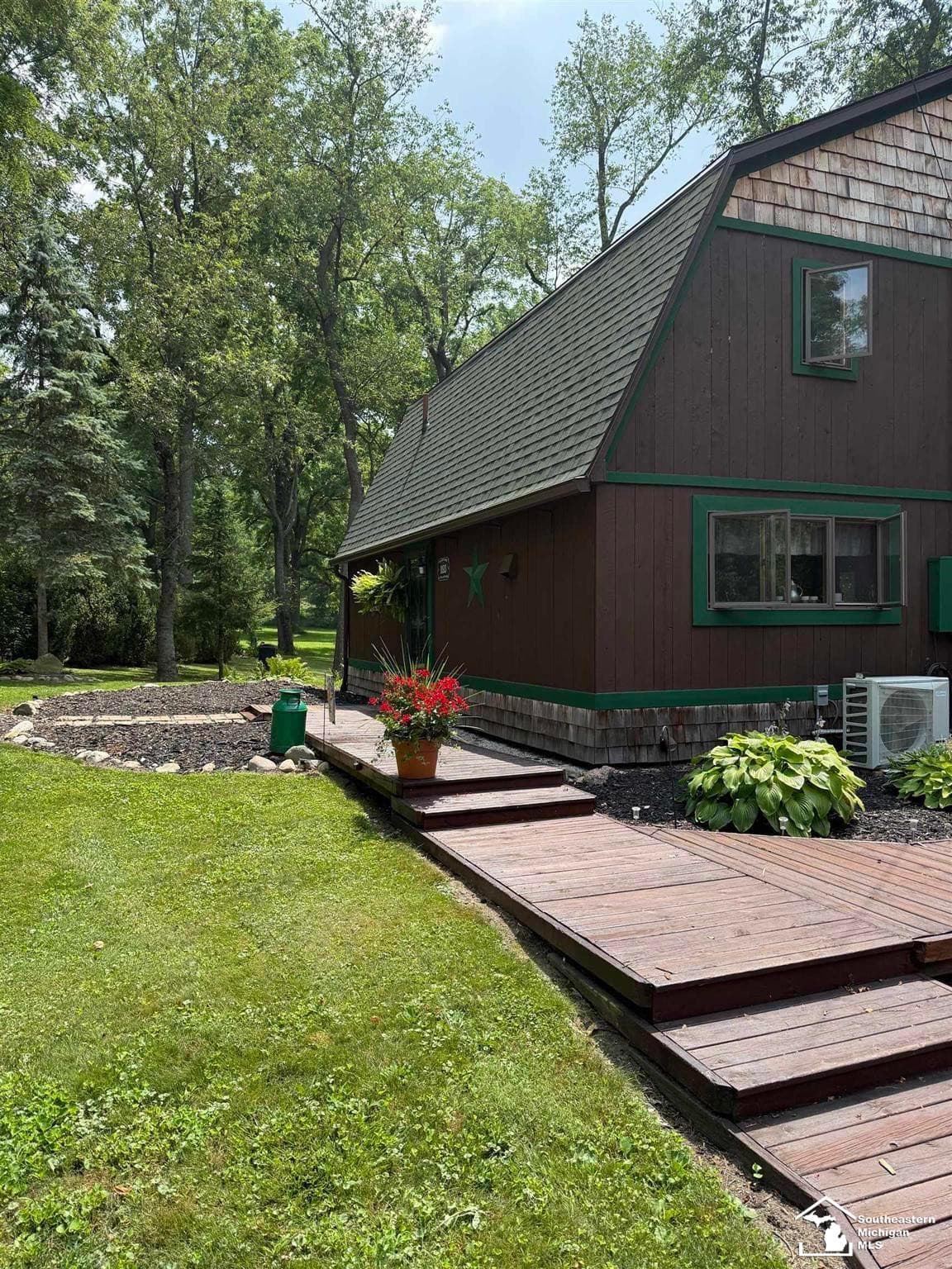 1193 Sand Lake Highway, Onsted, MI 49265