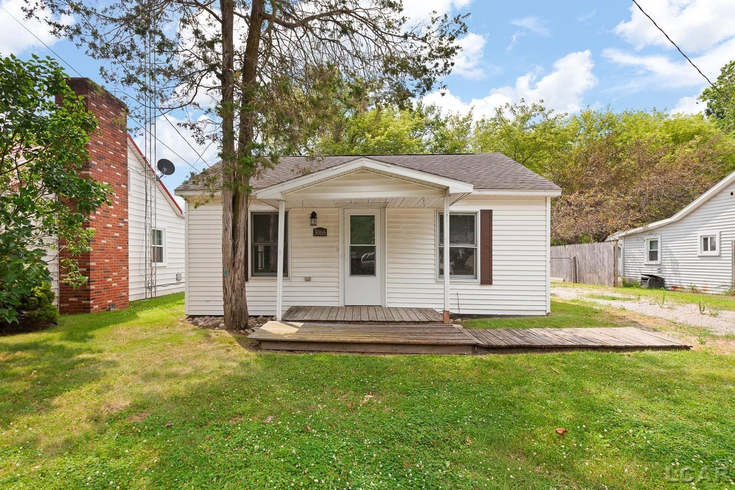 3066 Bent Oak Highway, Adrian, MI 49221