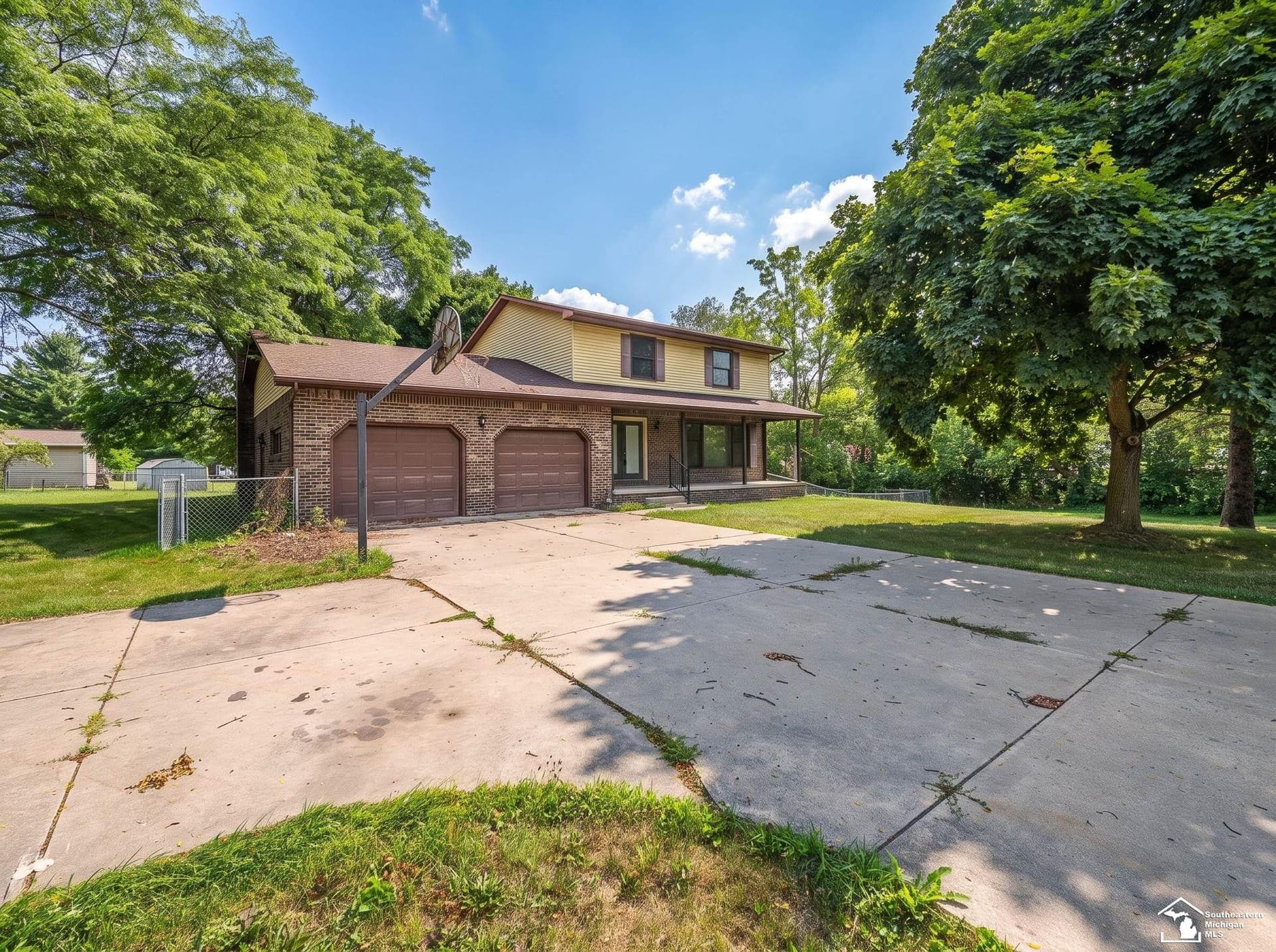 1902 S Raisinville Road, Monroe, MI 48161