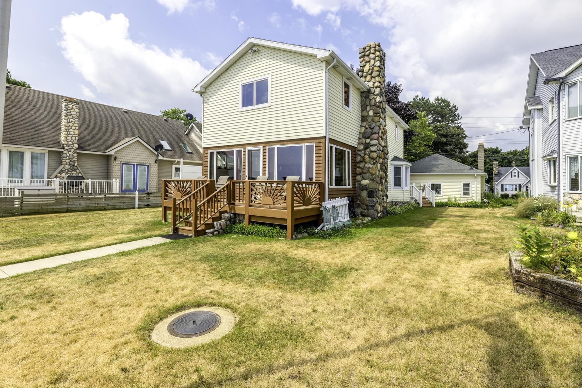 7769 Lakeview Drive, Lexington, MI 48450