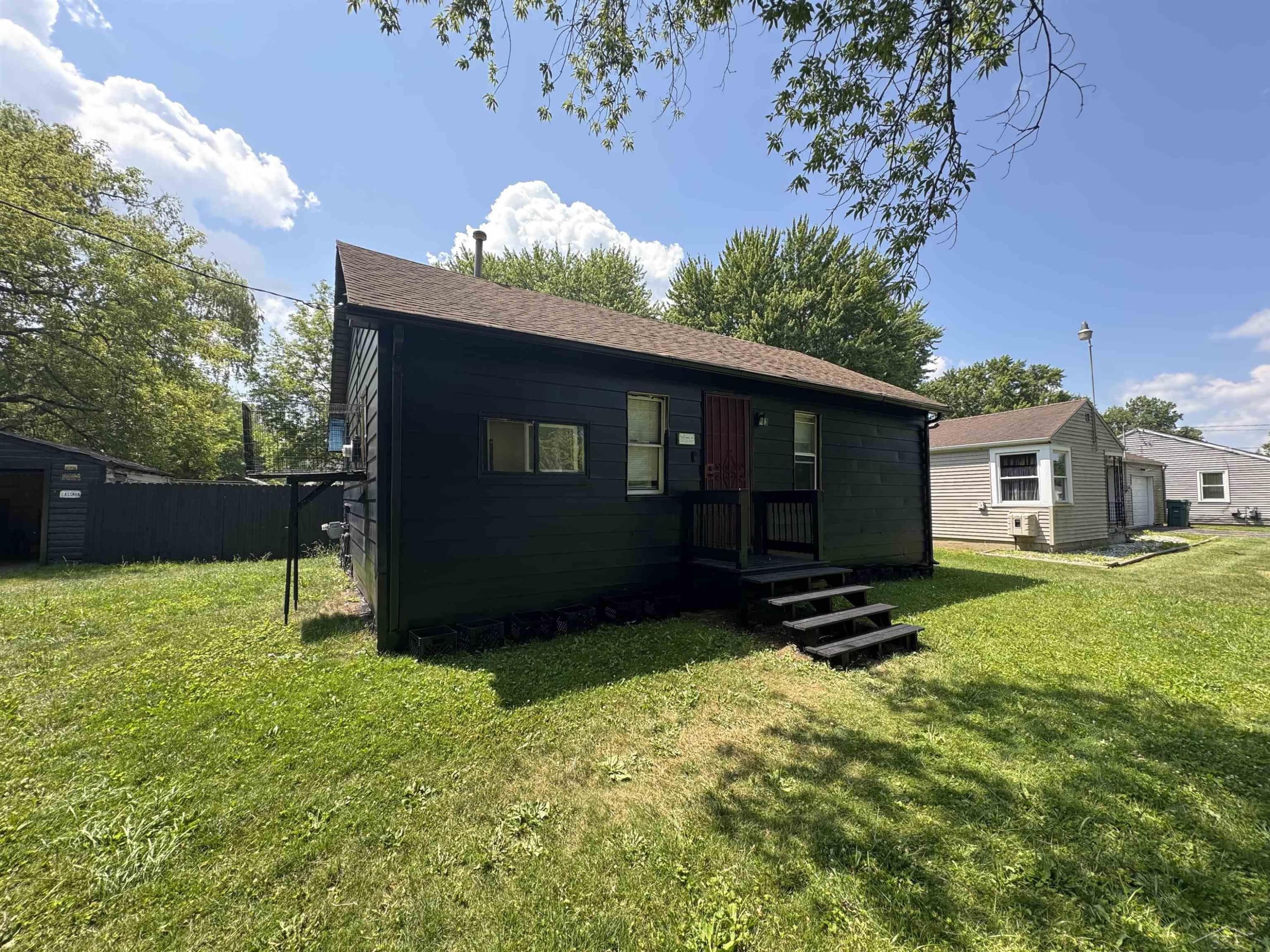 2338 Iowa Avenue, Saginaw, MI 48601