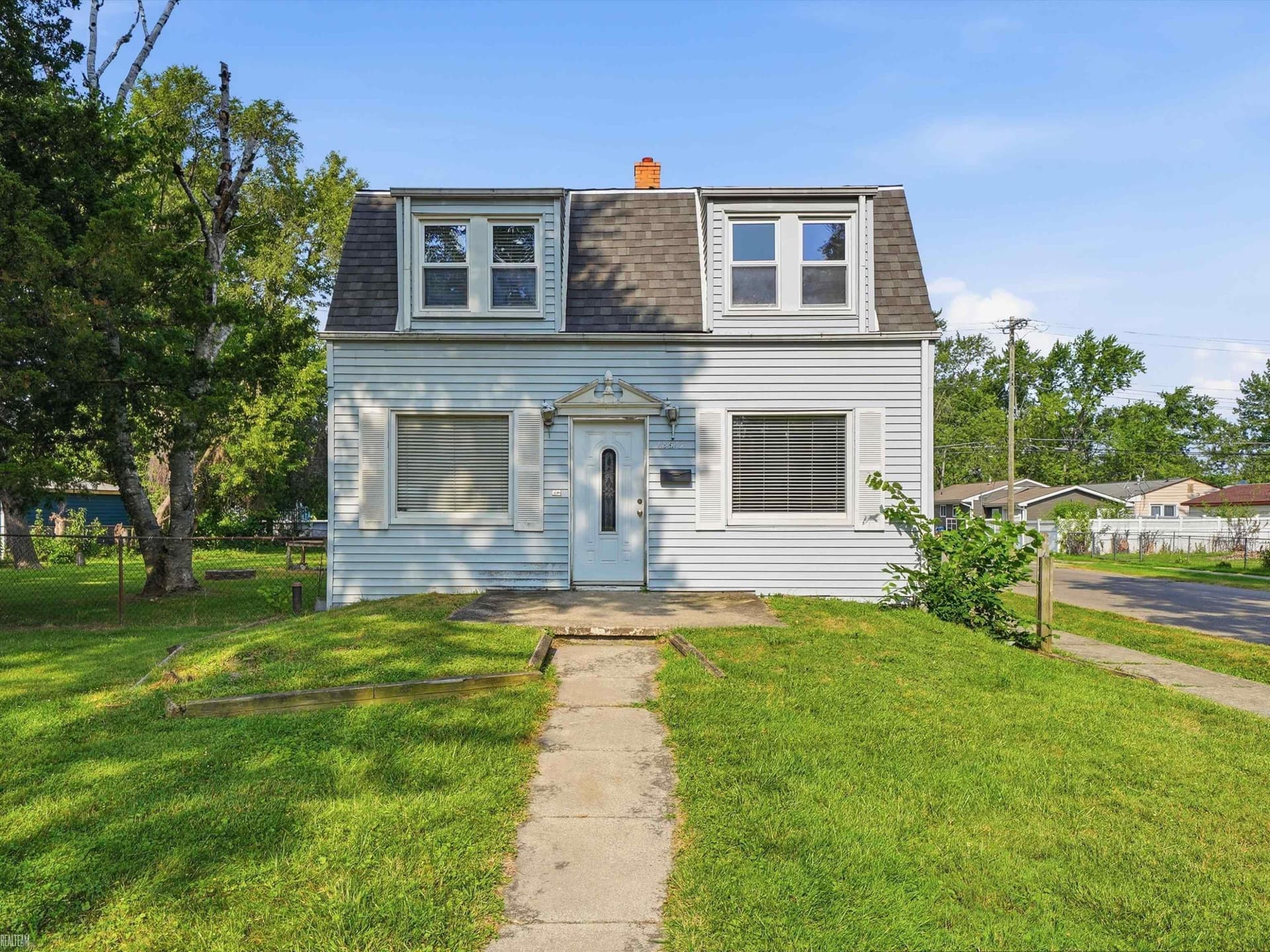 18513 Wakenden Street, Redford, MI 48240