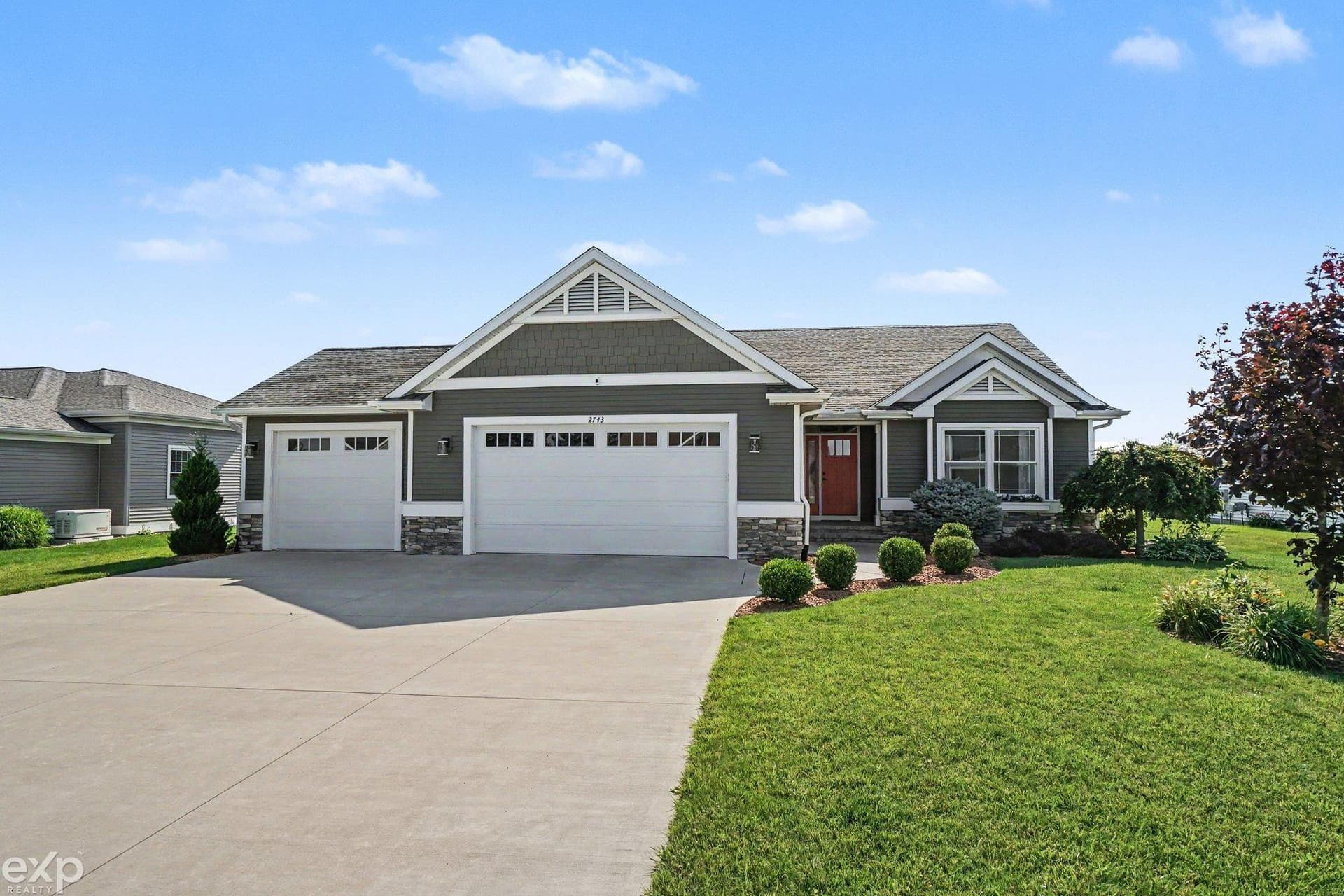 2743 Limerick Drive, Bay City, MI 48706