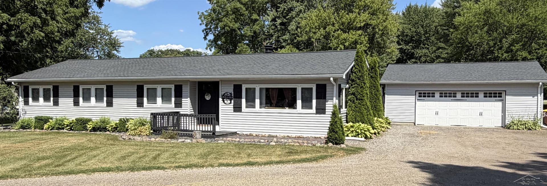 325 S Main Street, Chesaning, MI 48616