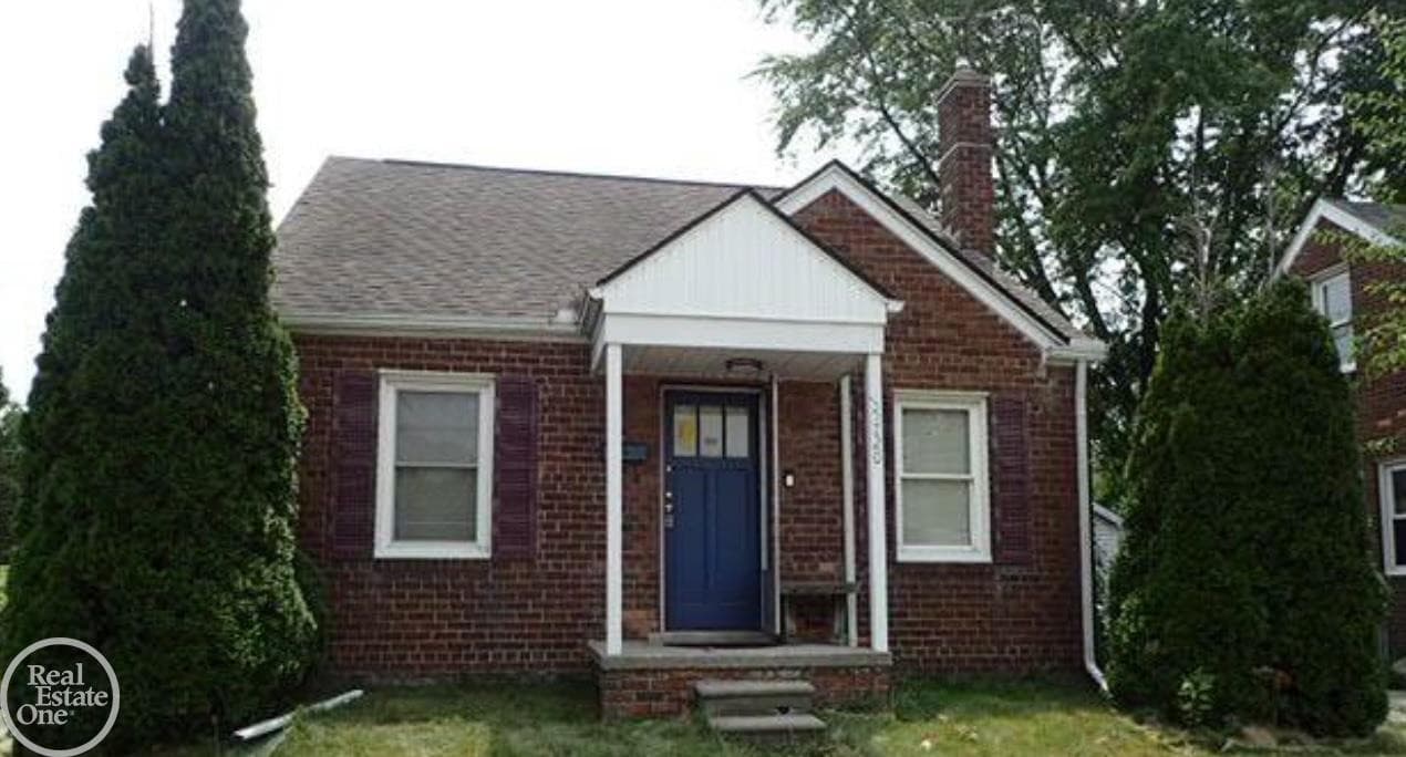 15720 Stephens Drive, Eastpointe, MI 48021