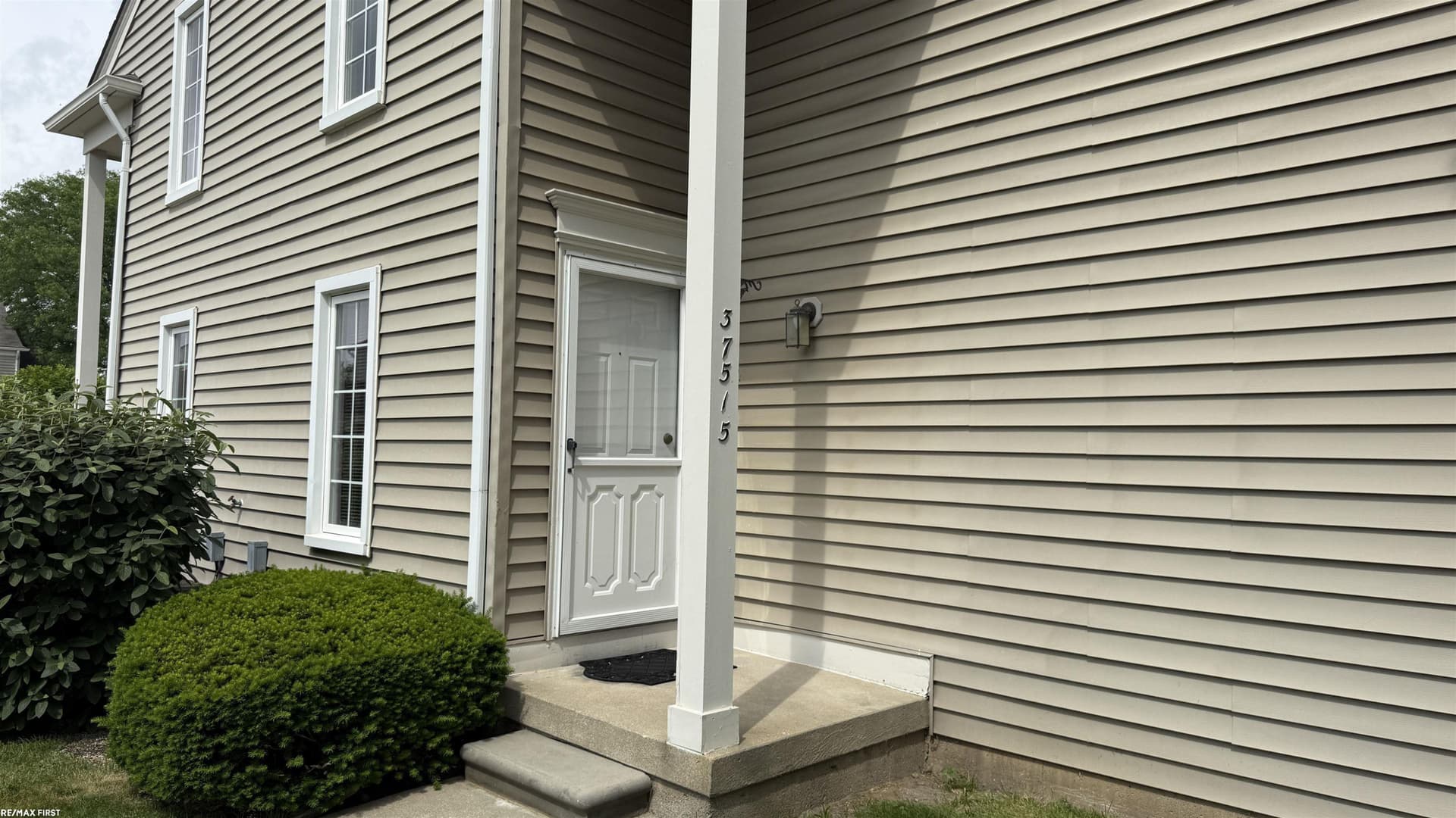 37515 Stonegate Circle, Clinton Twp, MI 48036