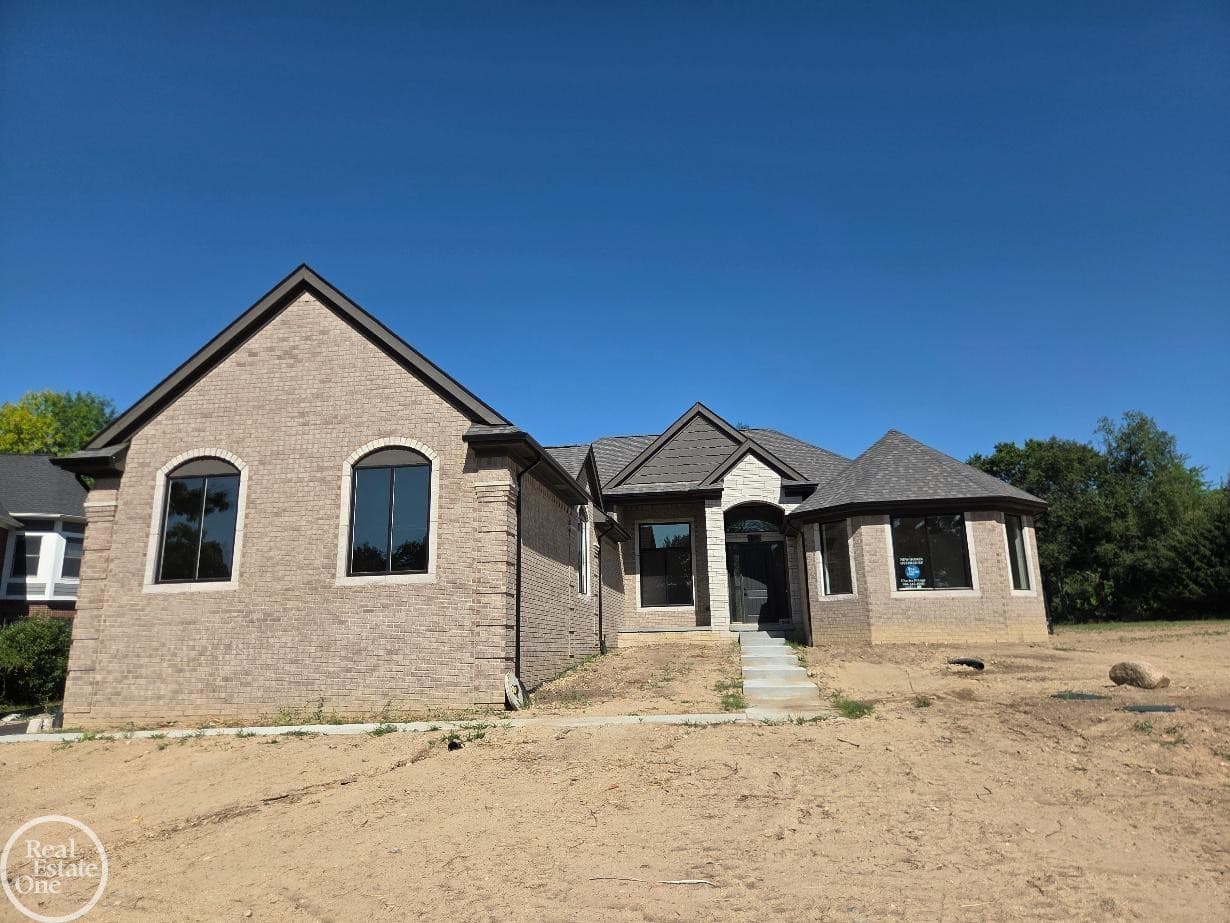 854 Hemlock Drive, Addison, MI 48370