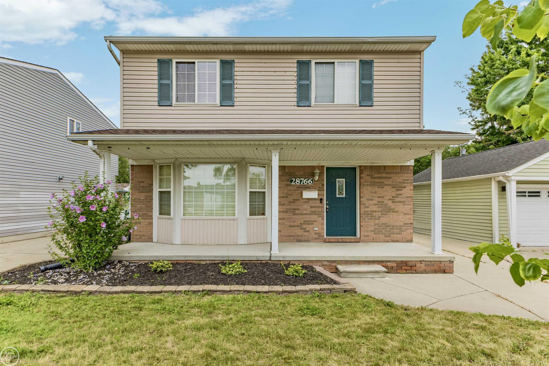 28766 GROVELAND Street, Madison Heights, MI 48071