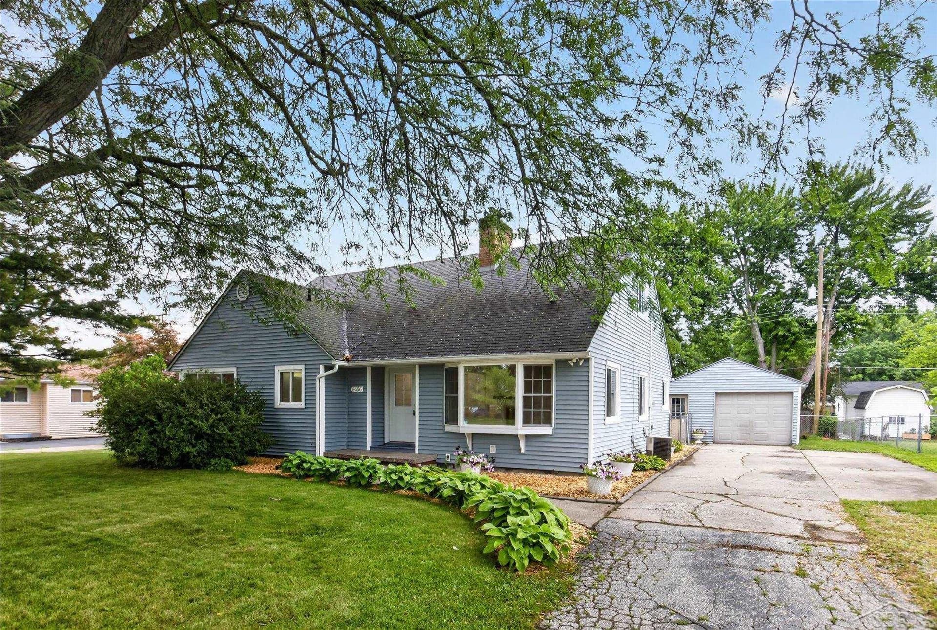 5456 Adrian Street, Saginaw, MI 48603