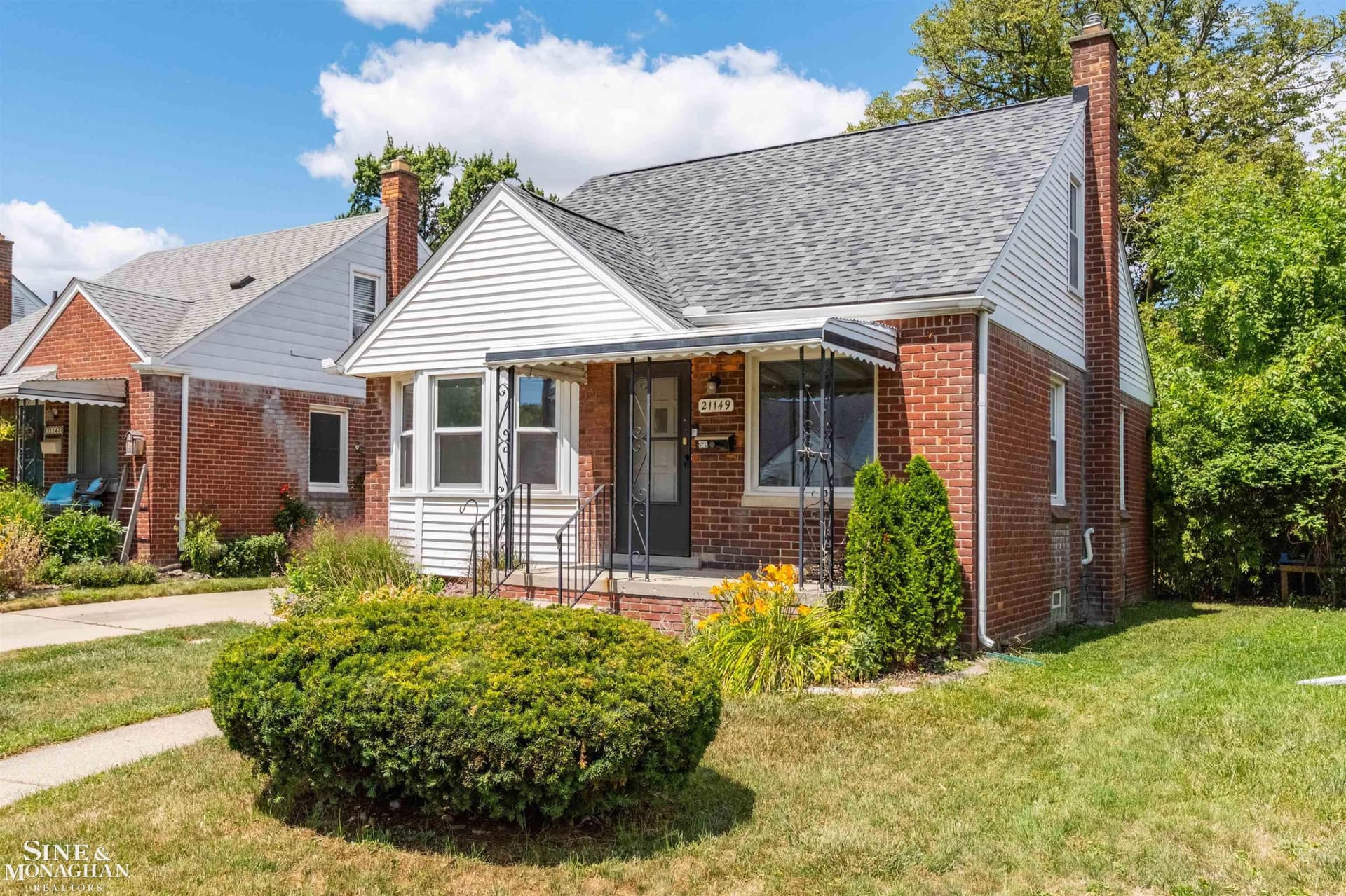 21149 Sunnydale Street, Saint Clair Shores, MI 48081